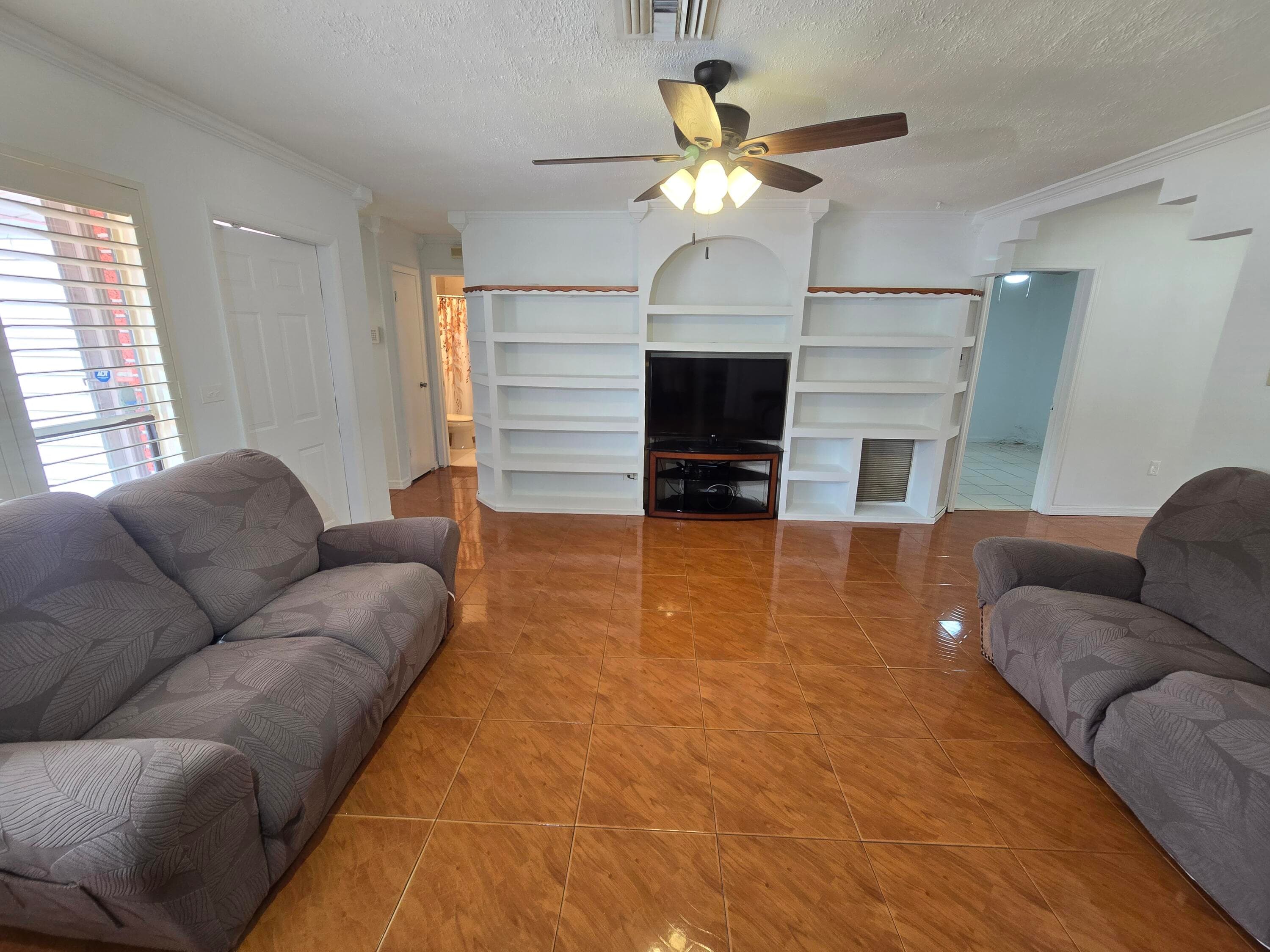6510 Sheridan Street, Hollywood, FL 33024 — photo 4 of 37