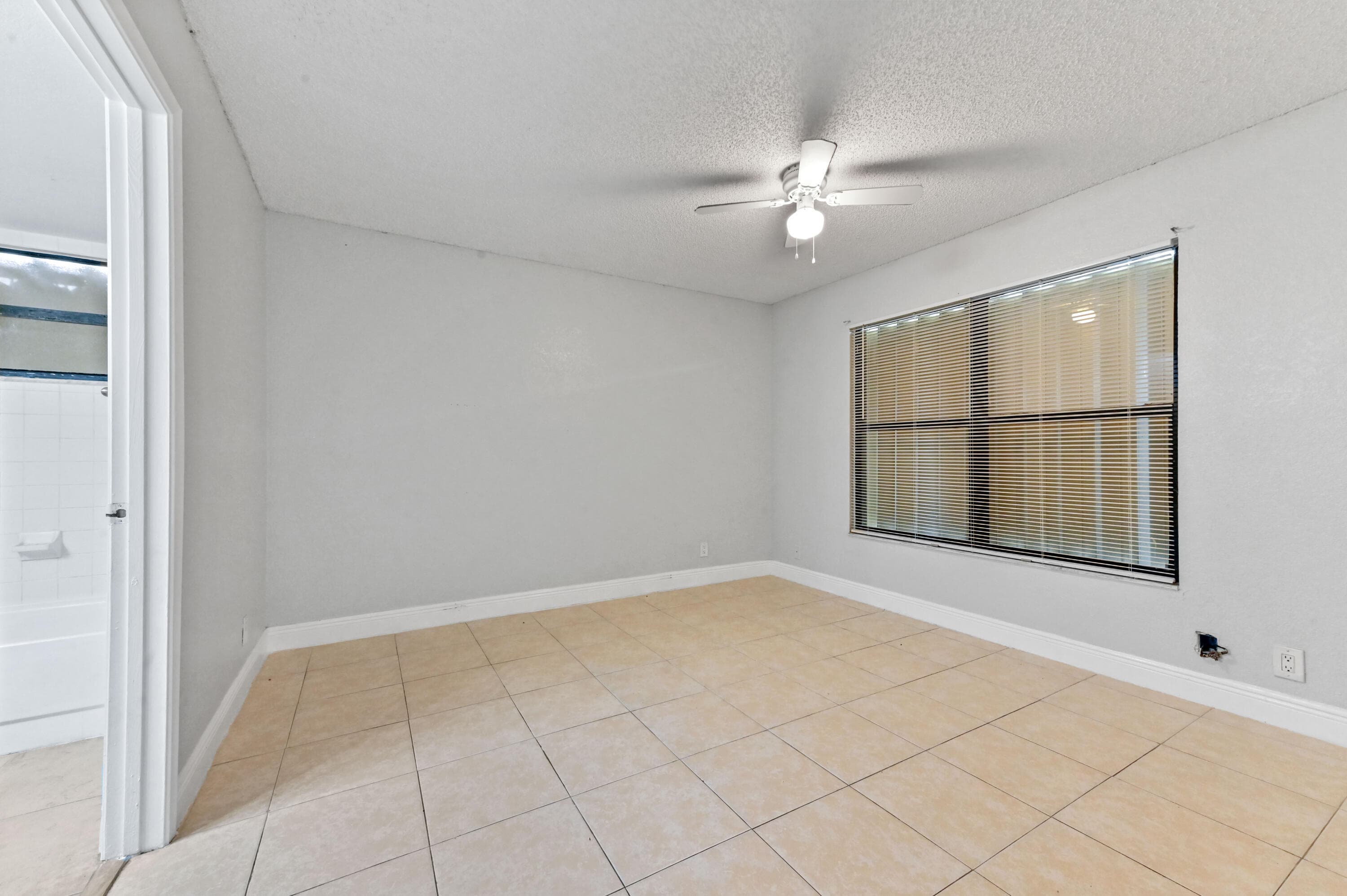 1445 Lake Crystal Drive F, West Palm Beach, FL 33411 — photo 13 of 21