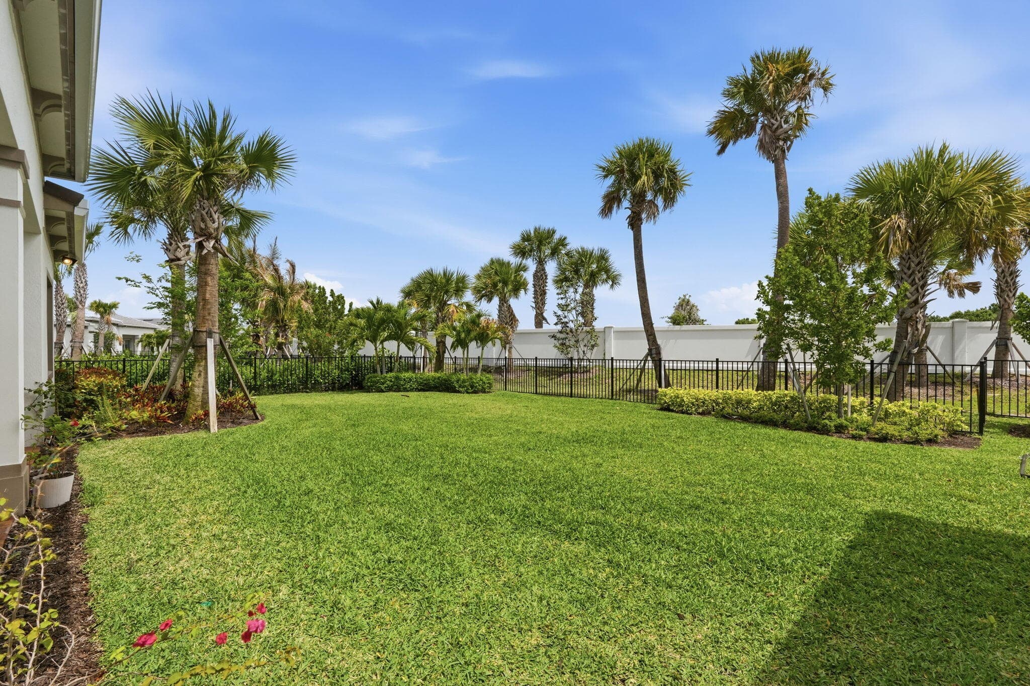 10550 Northbrook Circle, Palm Beach Gardens, FL 33412 — photo 9 of 75