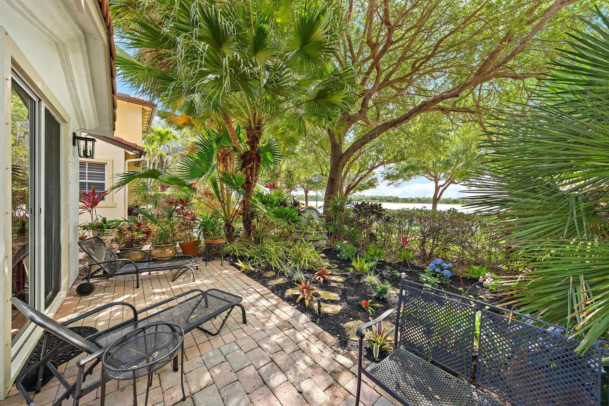 520 Tomahawk Court, Palm Beach Gardens, FL 33410 — photo 6 of 34