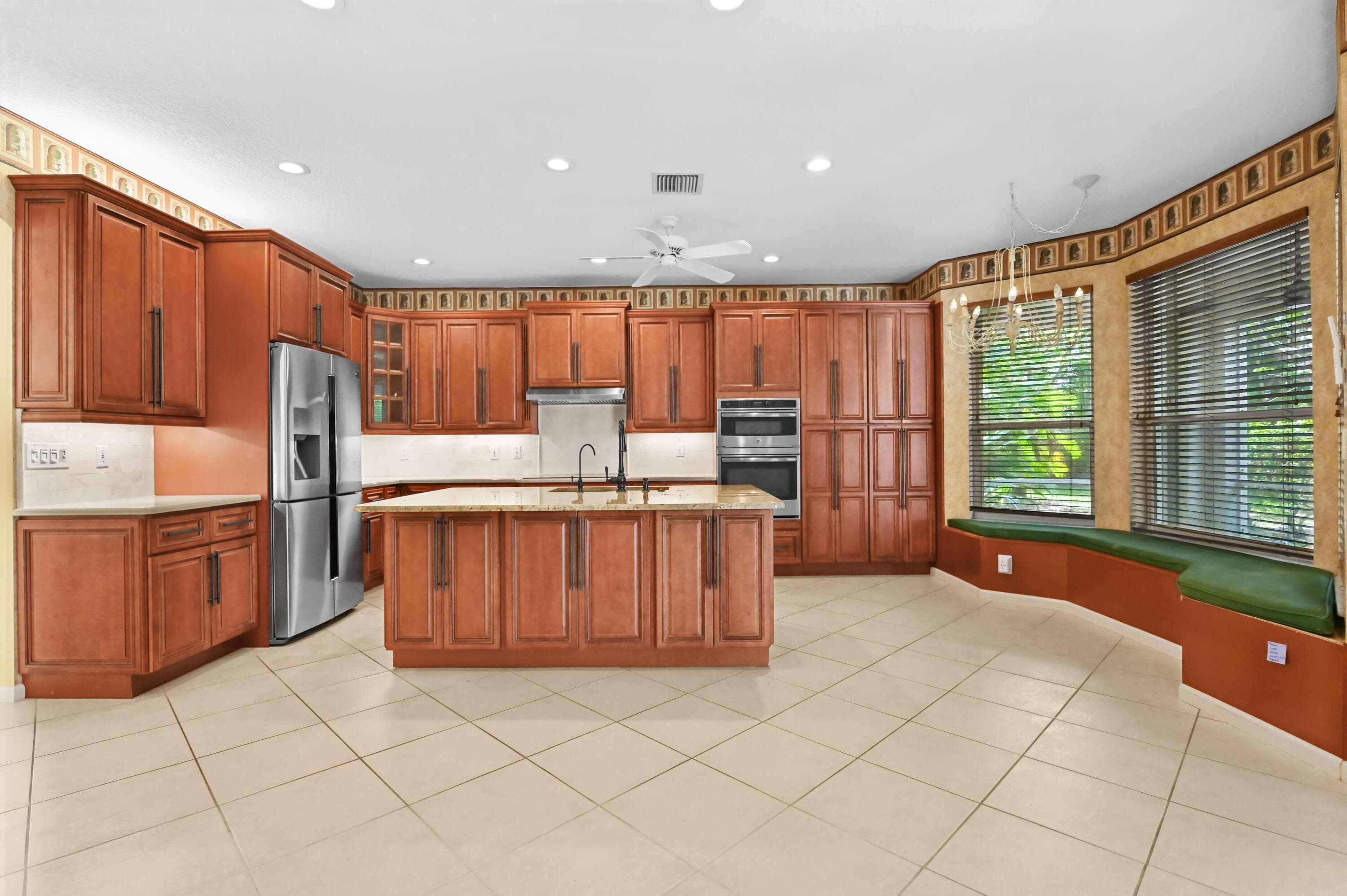 6439 Pebble Creek Way, Boynton Beach, FL 33437 — photo 7 of 32