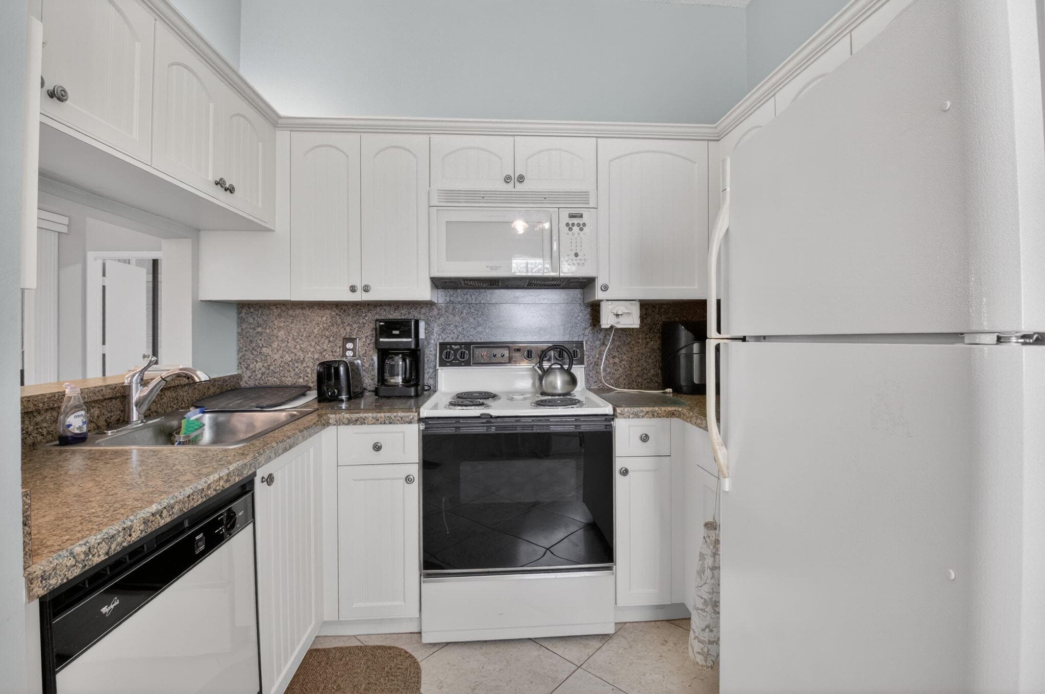 5430 Venetia Court N, Boynton Beach, FL 33437 — photo 5 of 66