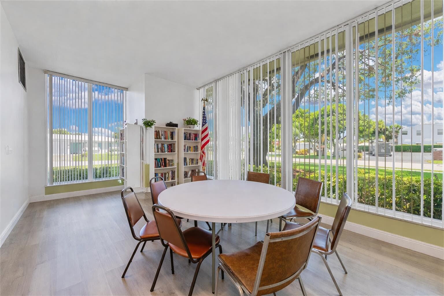 2631 W Golf Boulevard, Pompano Beach, FL 33064 — photo 38 of 39