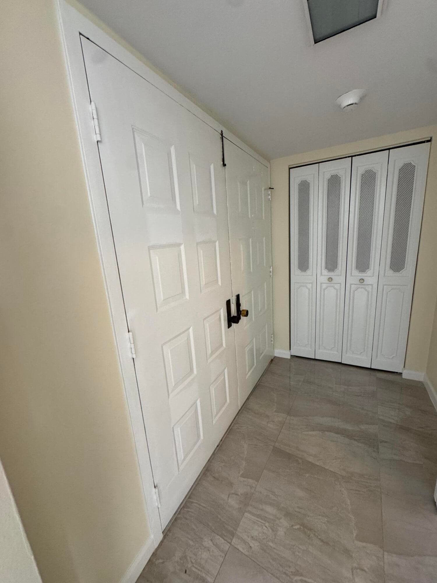 5200 N Flagler Drive 902, West Palm Beach, FL 33407 — photo 4 of 29