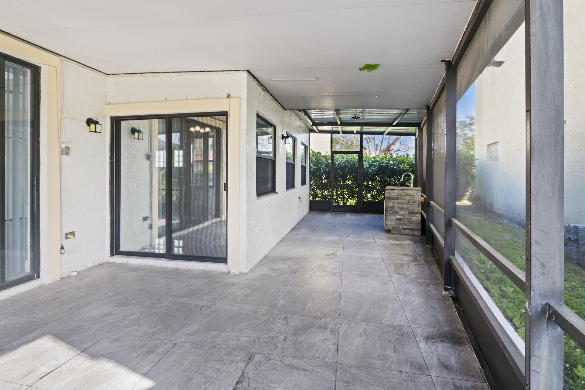 3471 NW 112th Avenue, Coral Springs, FL 33065 — photo 14 of 33