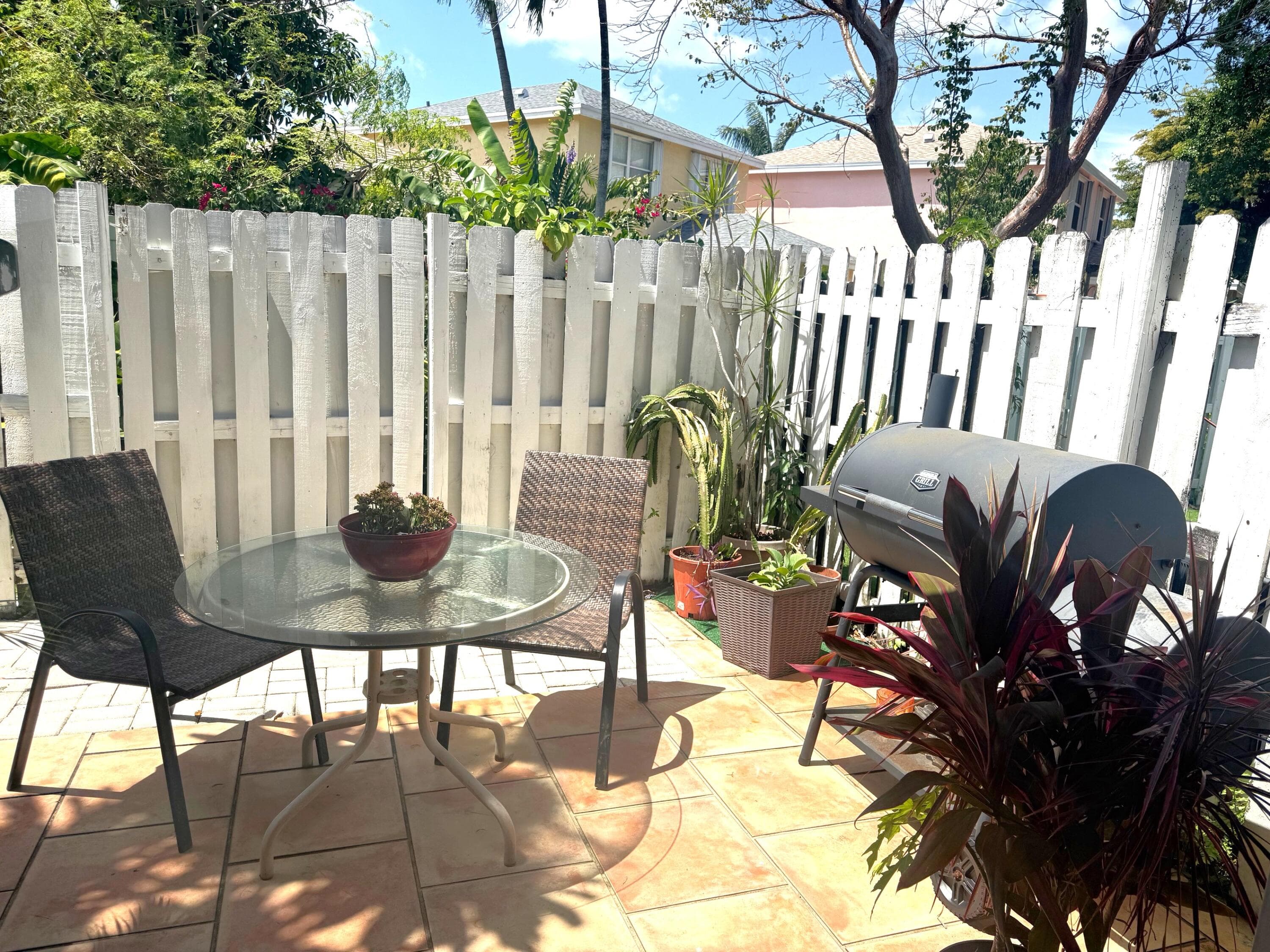 795 Crystal Lake Drive 795, Deerfield Beach, FL 33064 — photo 8 of 27