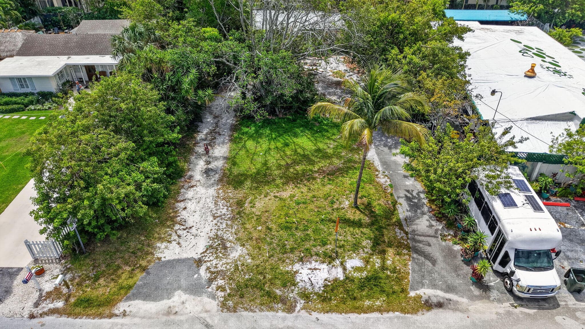 600 Allen Avenue, Delray Beach, FL 33483 — photo 3 of 15