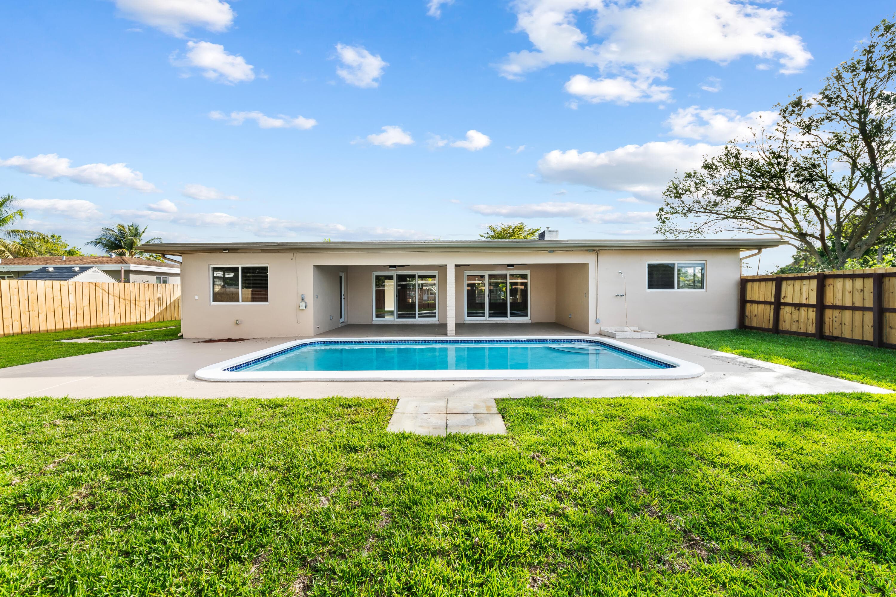 3801 Tennessee Avenue, Fort Lauderdale, FL 33312 — photo 1 of 27