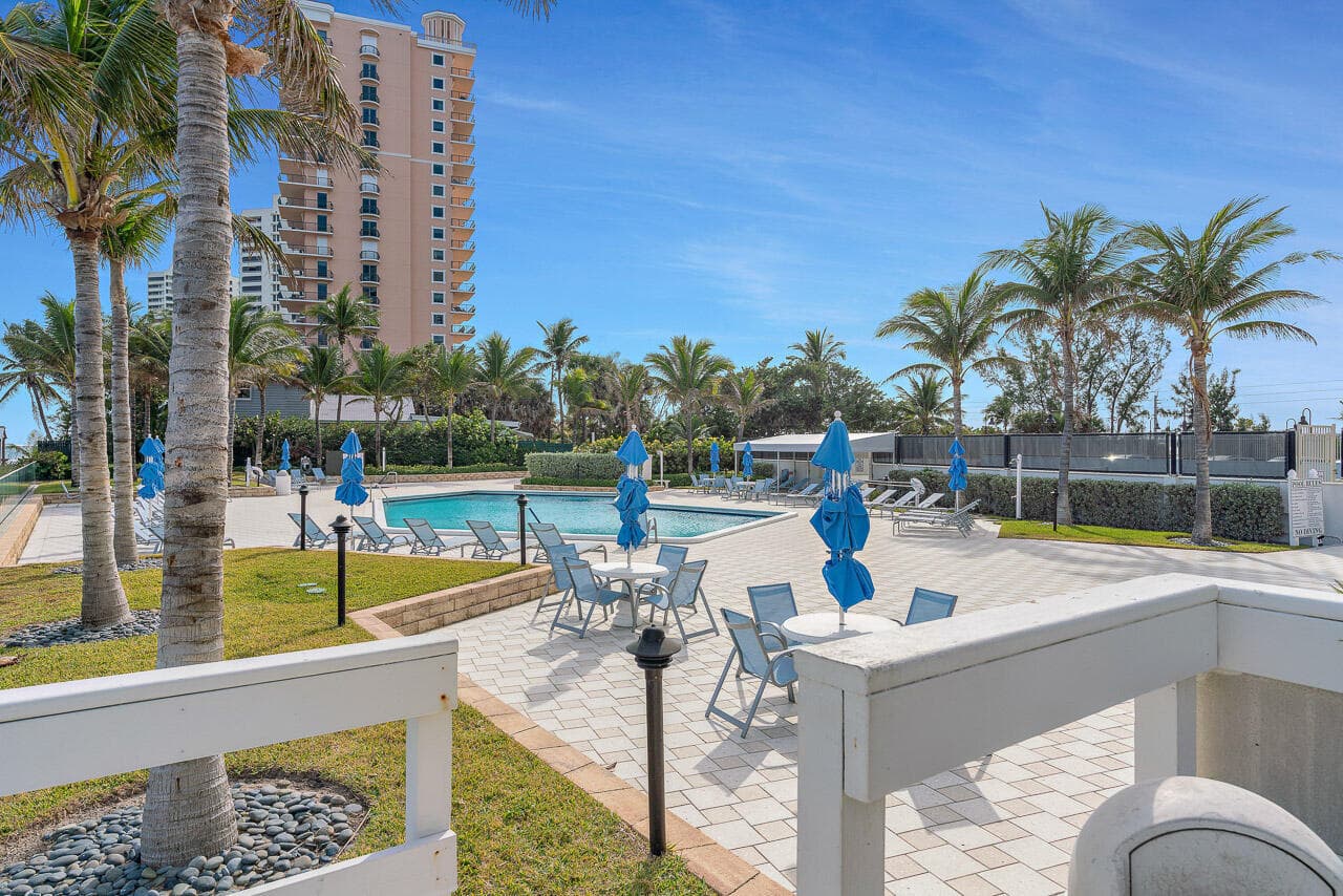 5200 N Ocean Drive 505, Singer Island, FL 33404 — photo 25 of 30