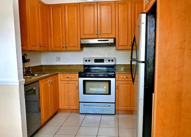 10551 Country Club Terrace, Boca Raton, FL 33428 — photo 7 of 42
