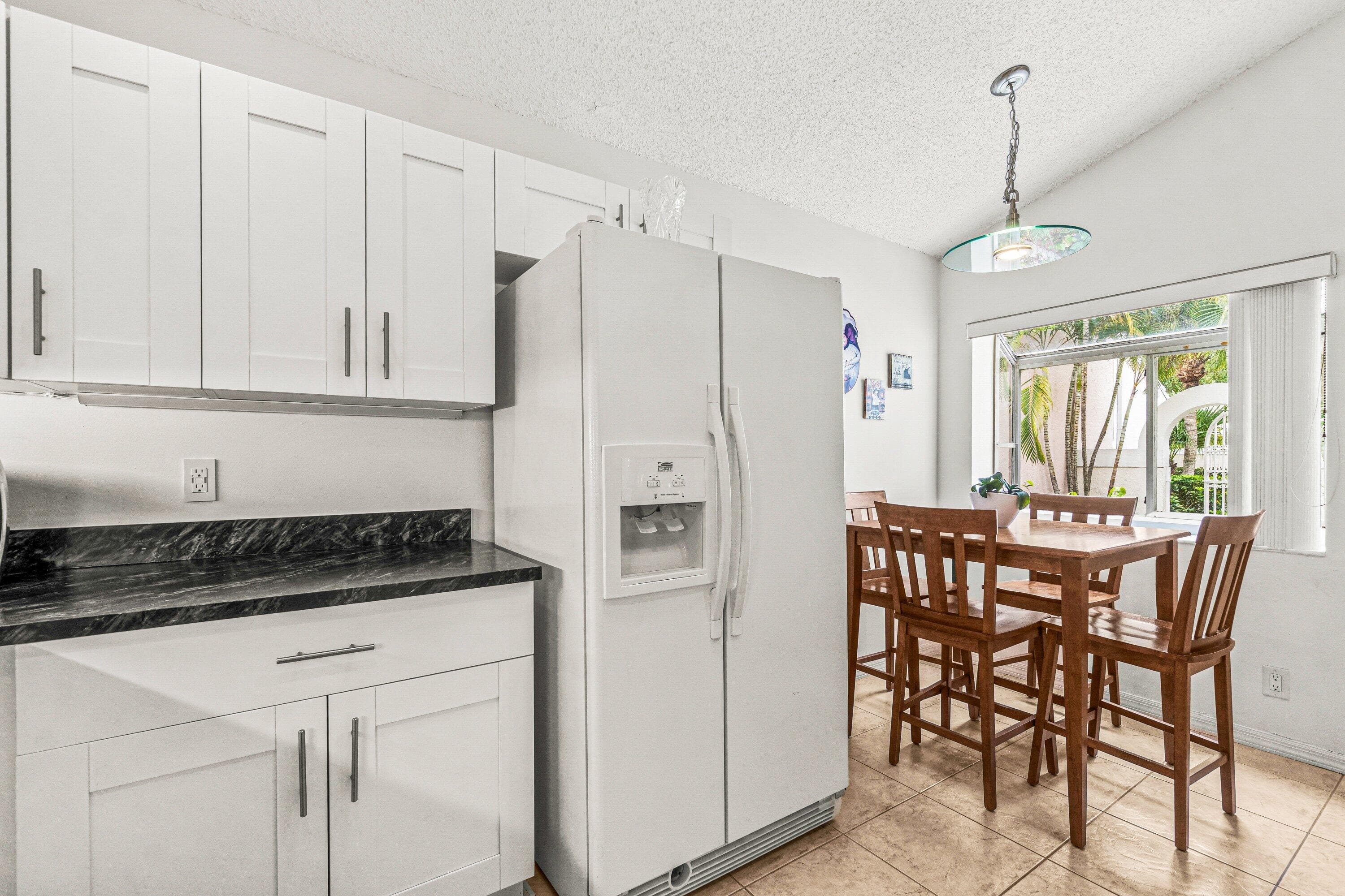 25 Wyndham Lane, Palm Beach Gardens, FL 33418 — photo 17 of 37