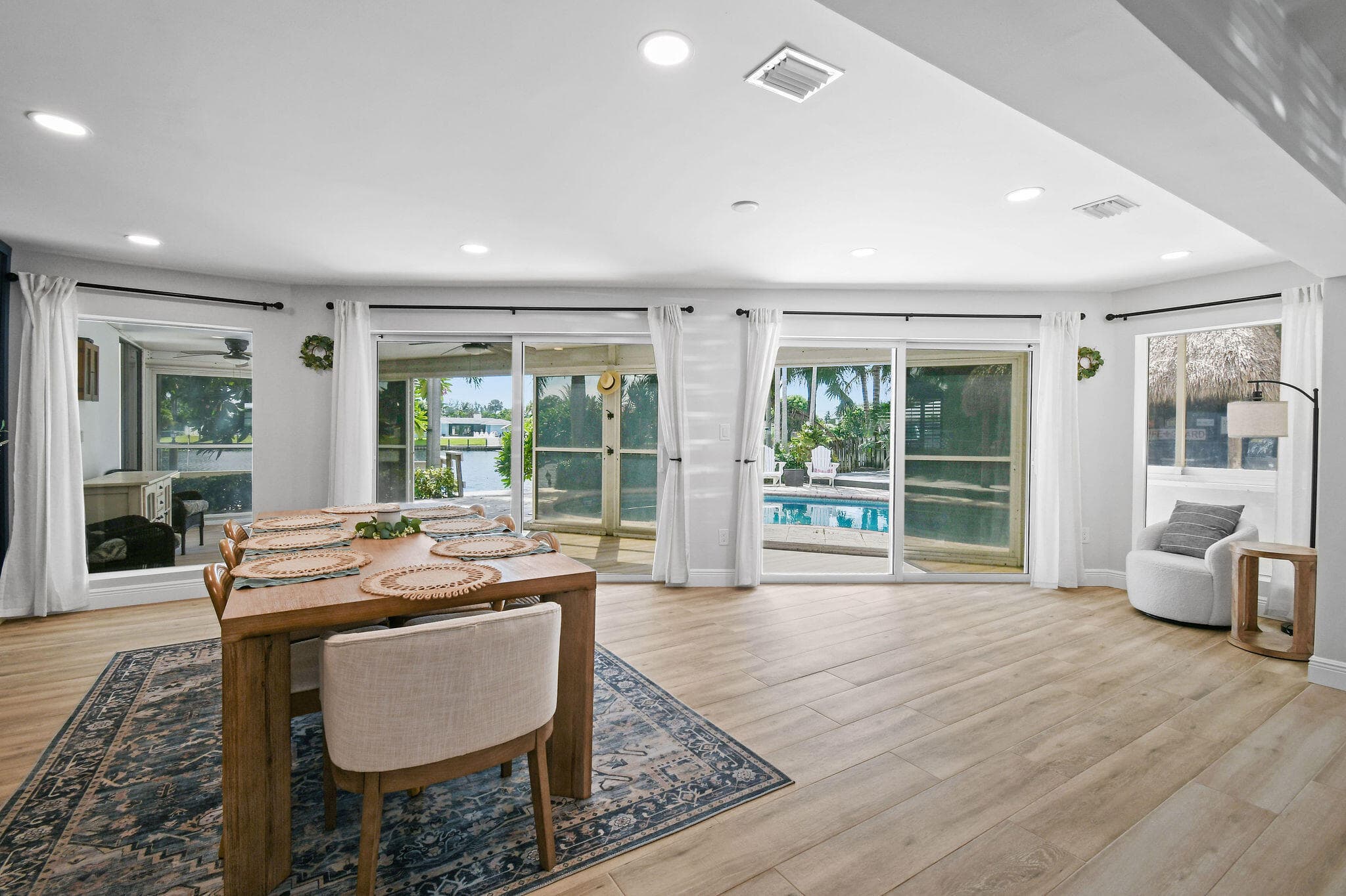 8110 W Lake Drive, West Palm Beach, FL 33406 — photo 15 of 51