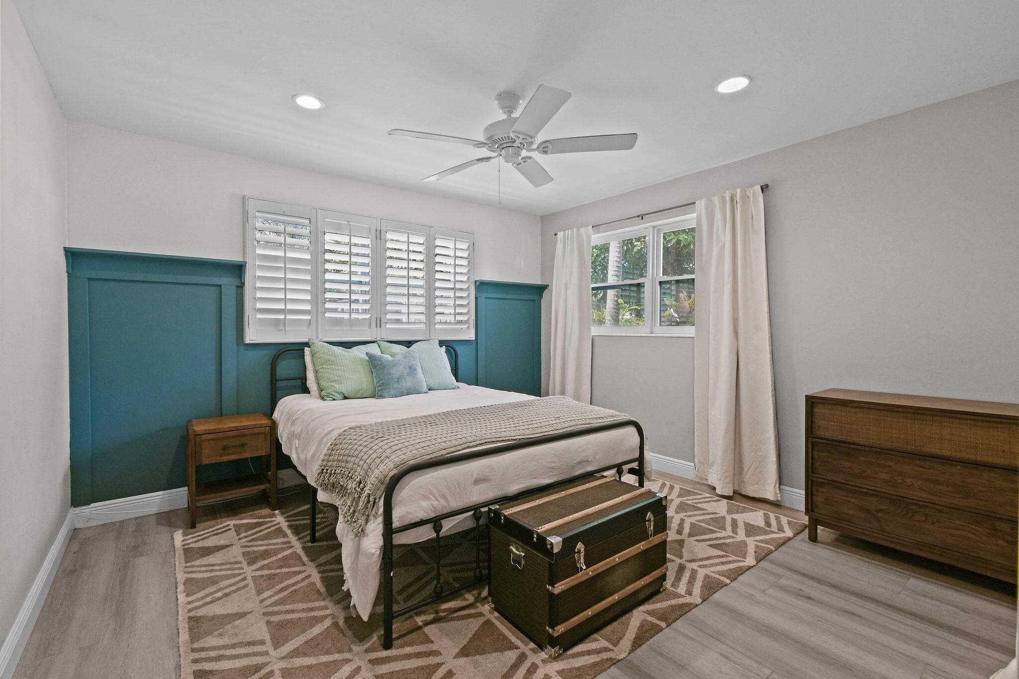 8110 W Lake Drive, West Palm Beach, FL 33406 — photo 20 of 51