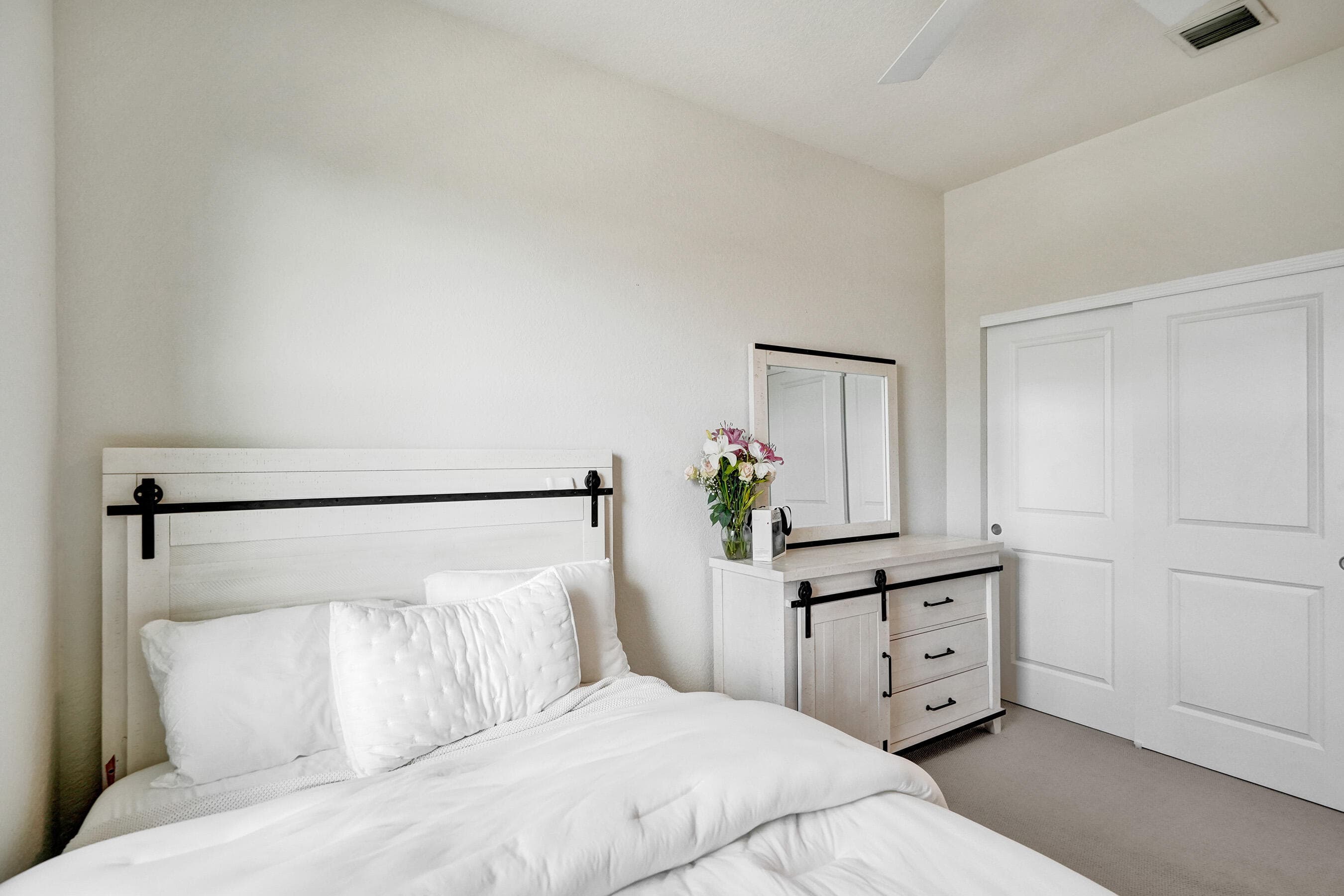 1300 Eucalyptus Drive 3, Hollywood, FL 33021 — photo 16 of 29