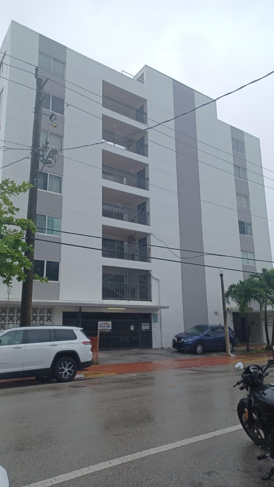 8001 N Crespi Boulevard 2c, Miami Beach, FL 33141 — photo 1 of 11