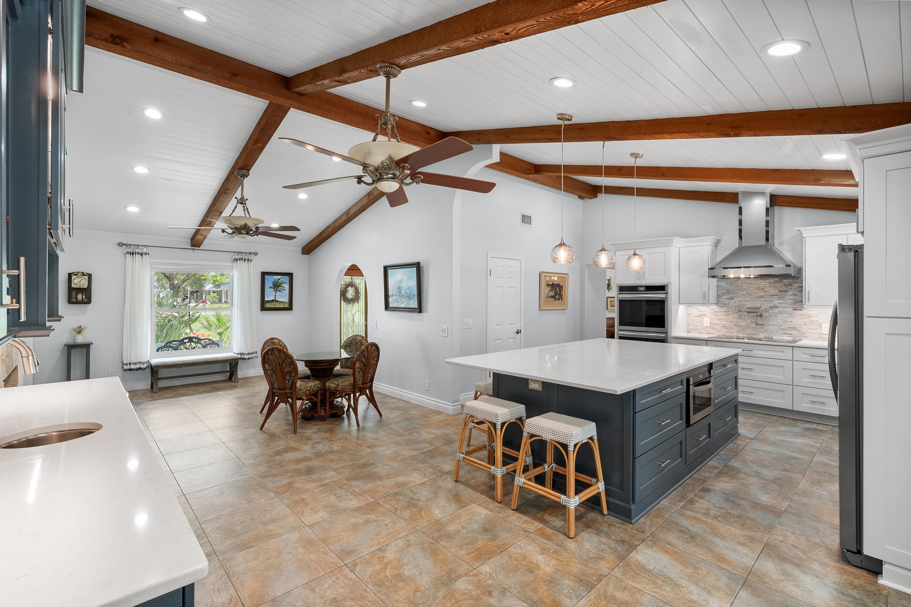19785 Castlewood Drive, Jupiter, FL 33458 — photo 8 of 54