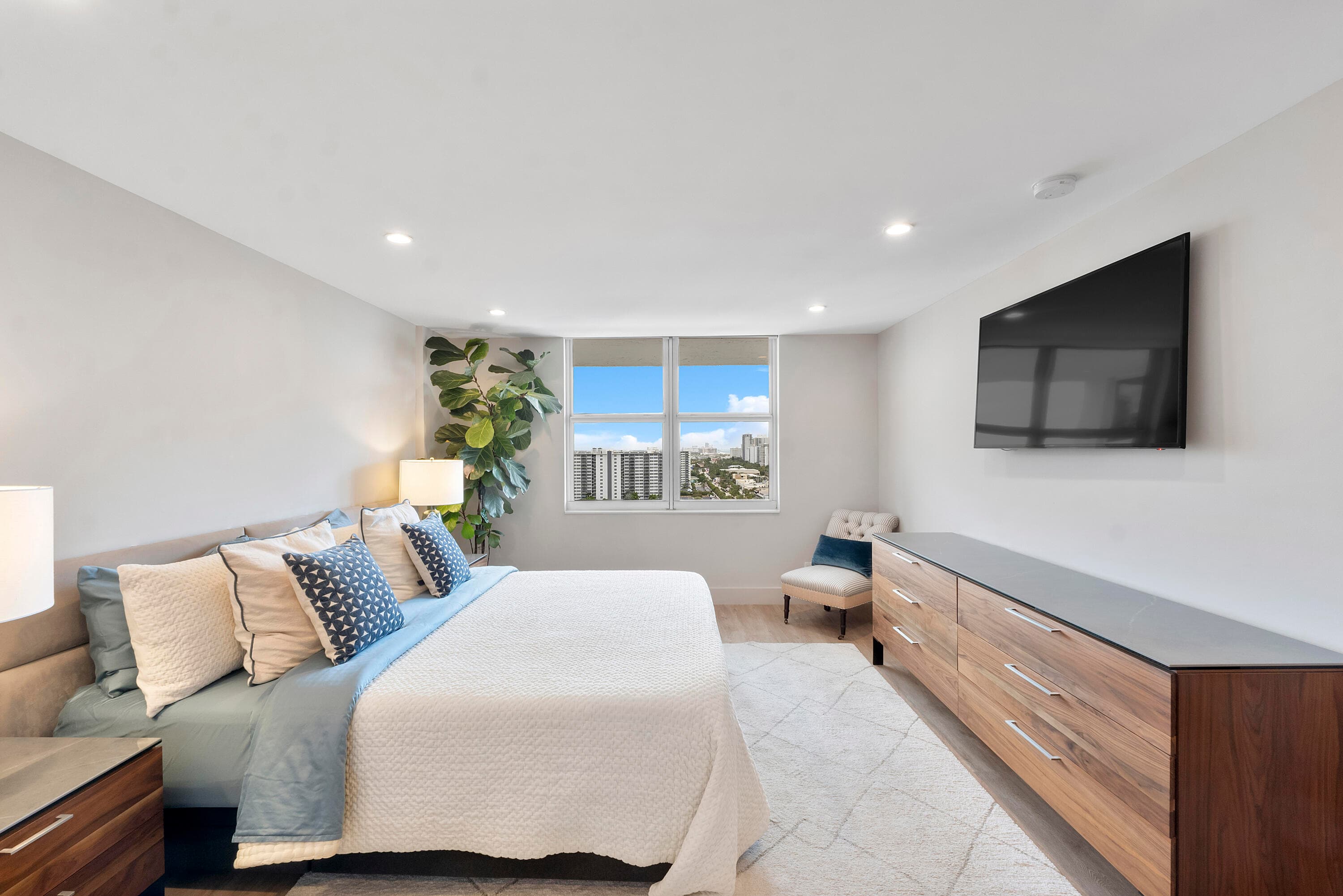 3015 N Ocean Boulevard 19f, Fort Lauderdale, FL 33308 — photo 9 of 67