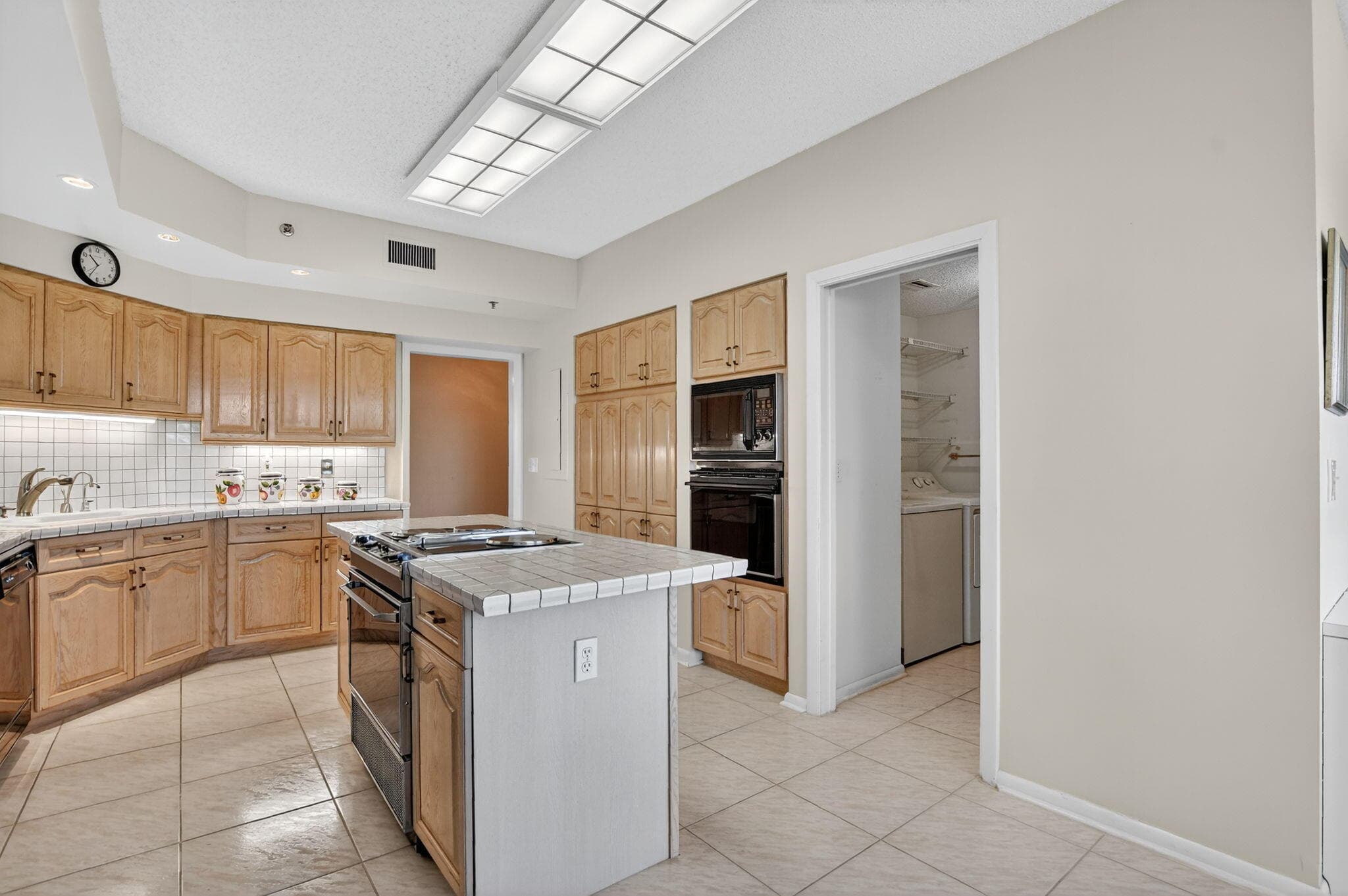 7351 Promenade Drive F-502, Boca Raton, FL 33433 — photo 17 of 59