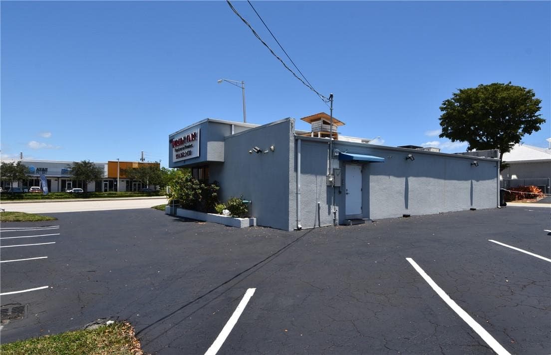1820 E Commercial Boulevard, Fort Lauderdale, FL 33308 — photo 6 of 36