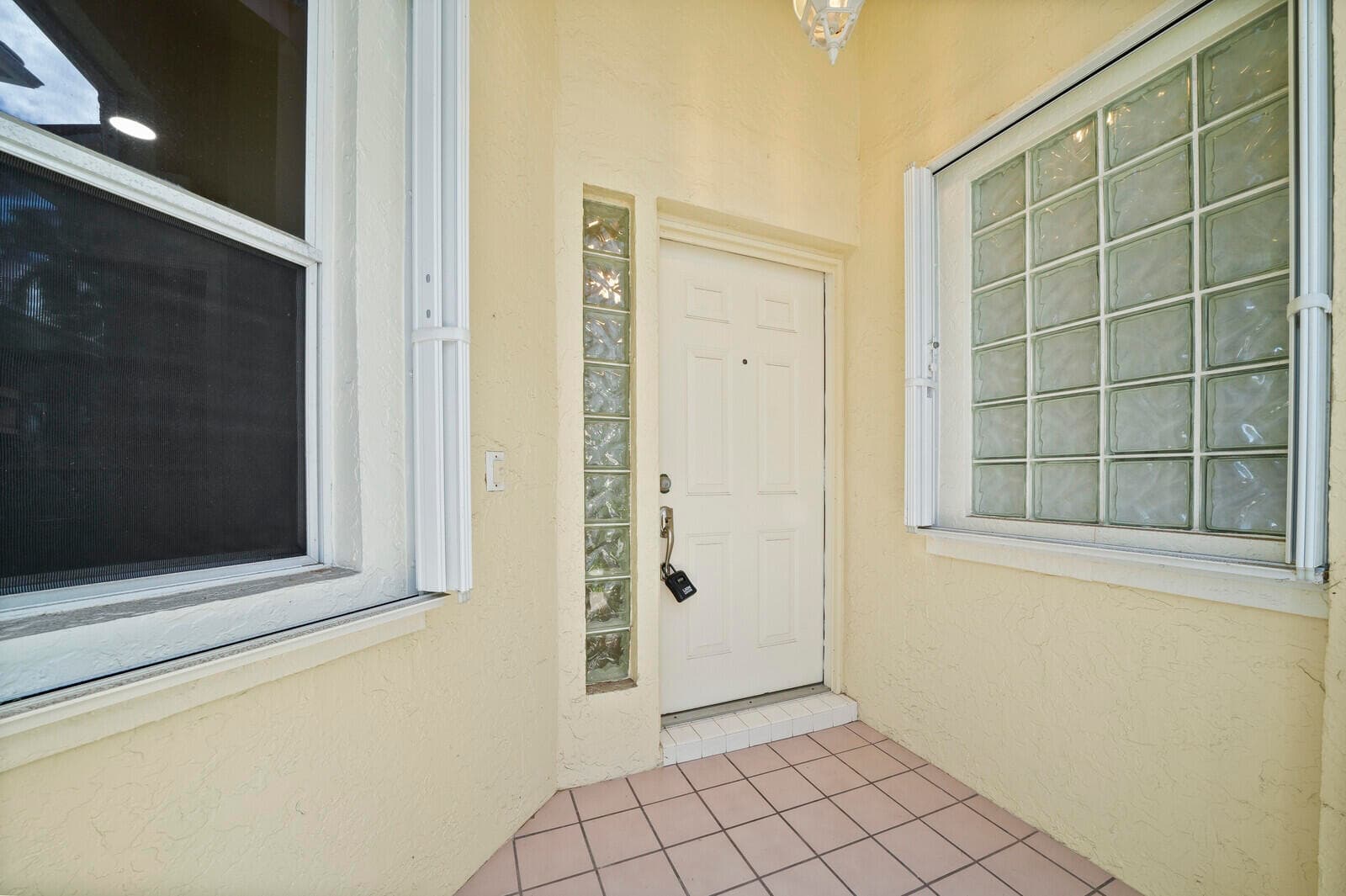 6291 Breckenridge Circle, Lake Worth, FL 33467 — photo 6 of 50