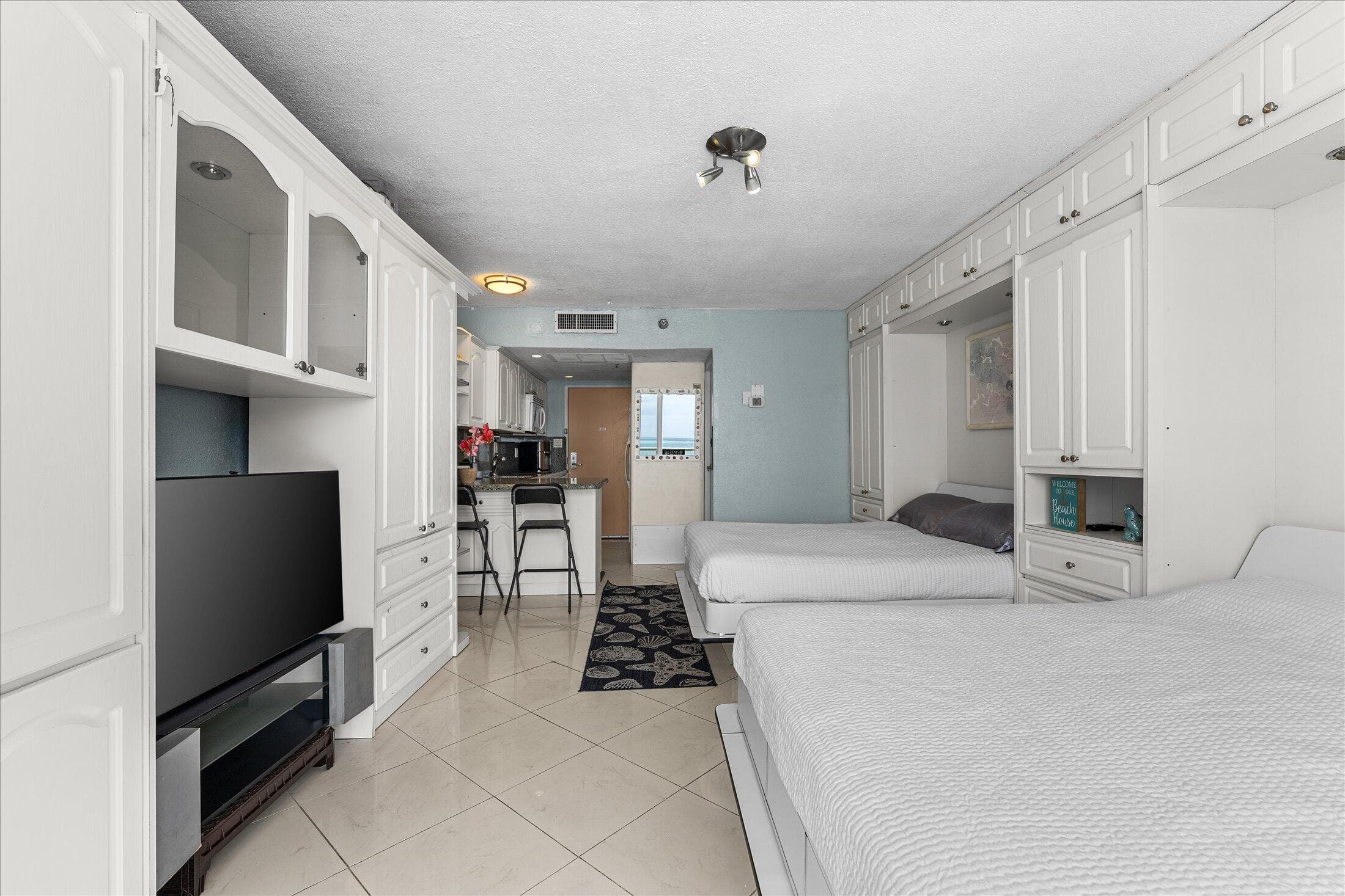 19201 Collins Avenue 114, Sunny Isles Beach, FL 33160 — photo 11 of 21