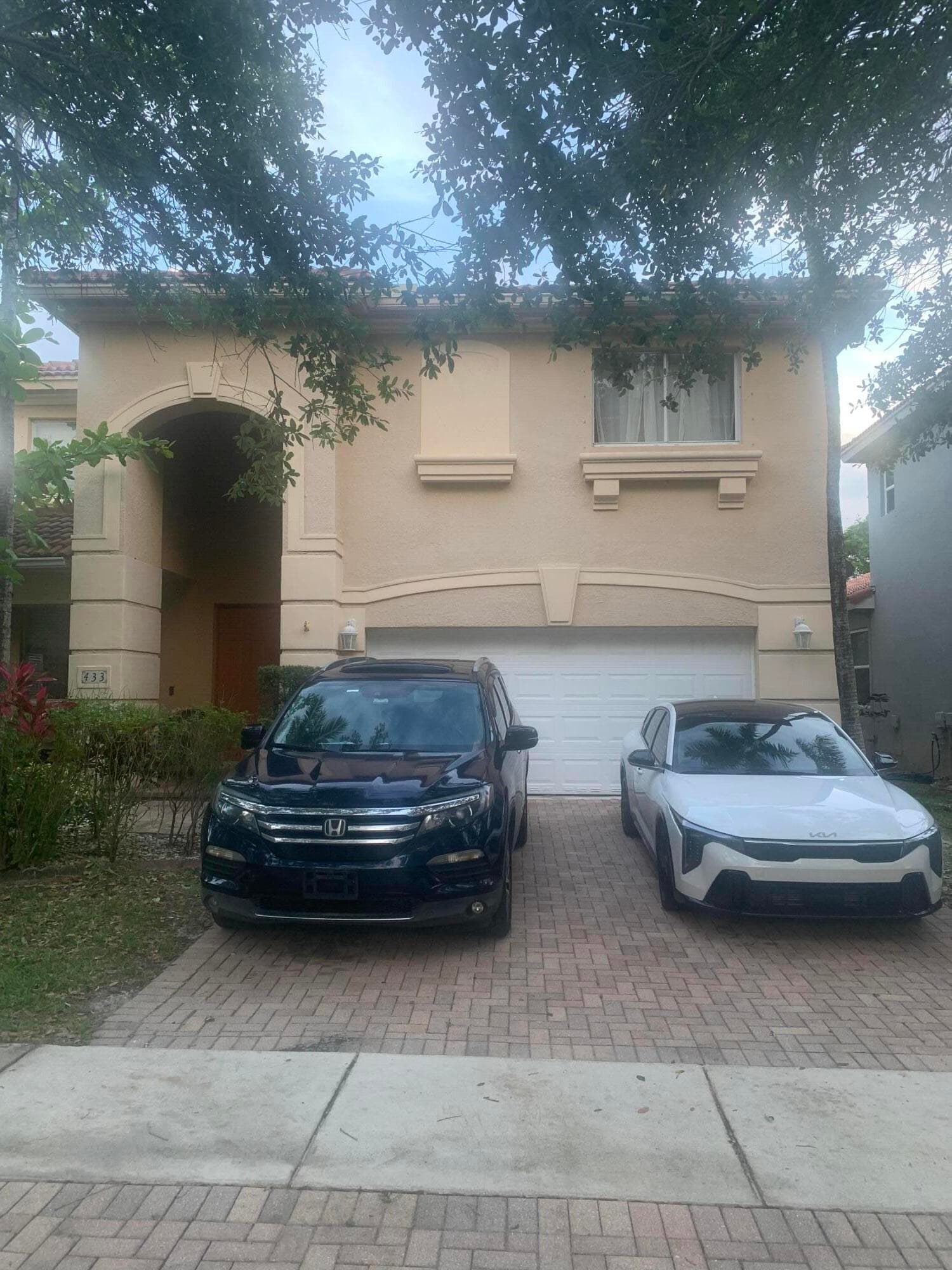 433 Gazetta Way, West Palm Beach, FL 33413 — photo 1 of 20
