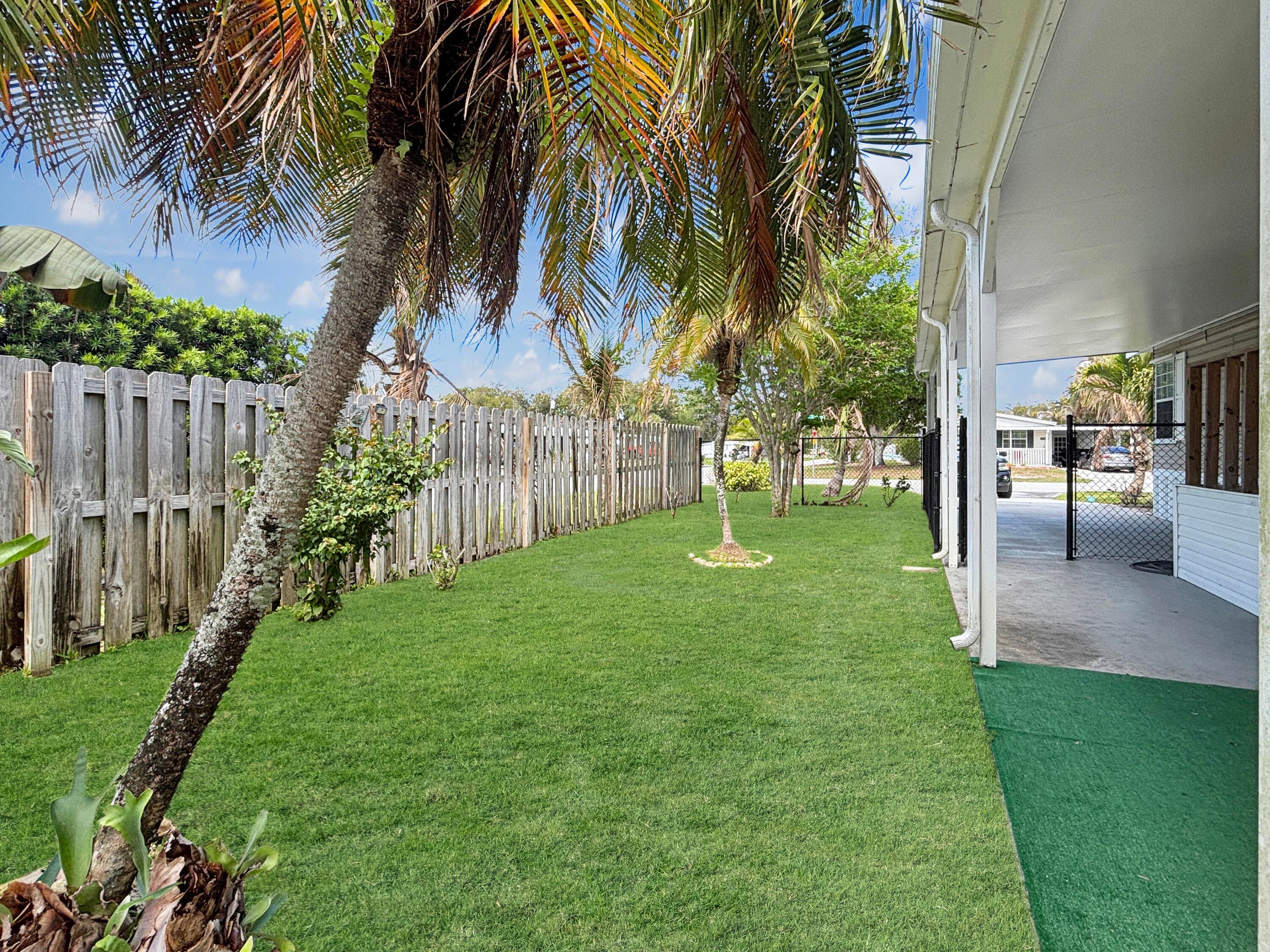 7568 SE Swan Avenue, Hobe Sound, FL 33455 — photo 23 of 29