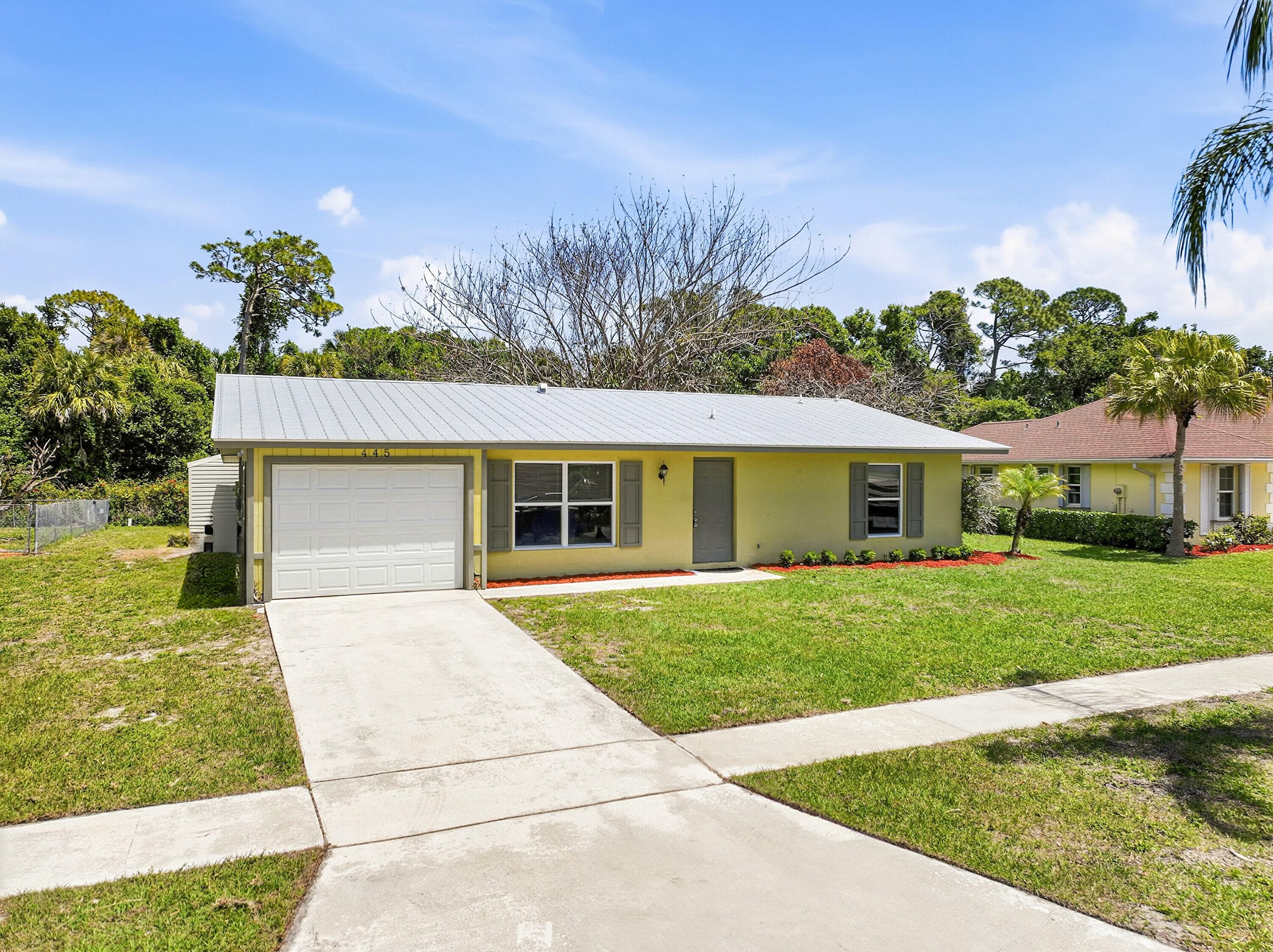 445 NE Armory Circle, Port St. Lucie, FL 34983 — photo 26 of 36