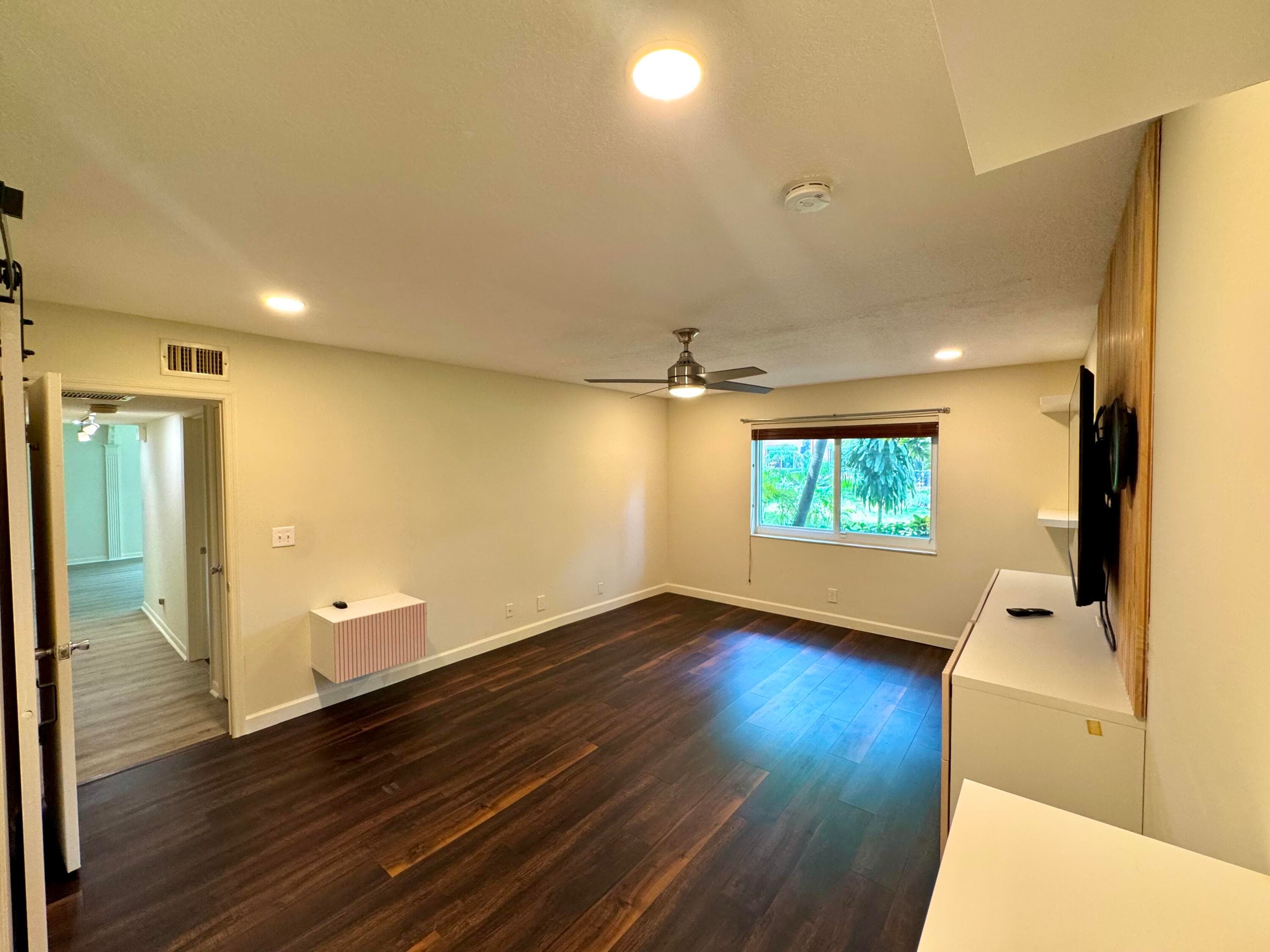 1920 NE 1st Terrace 118h, Wilton Manors, FL 33305 — photo 9 of 35