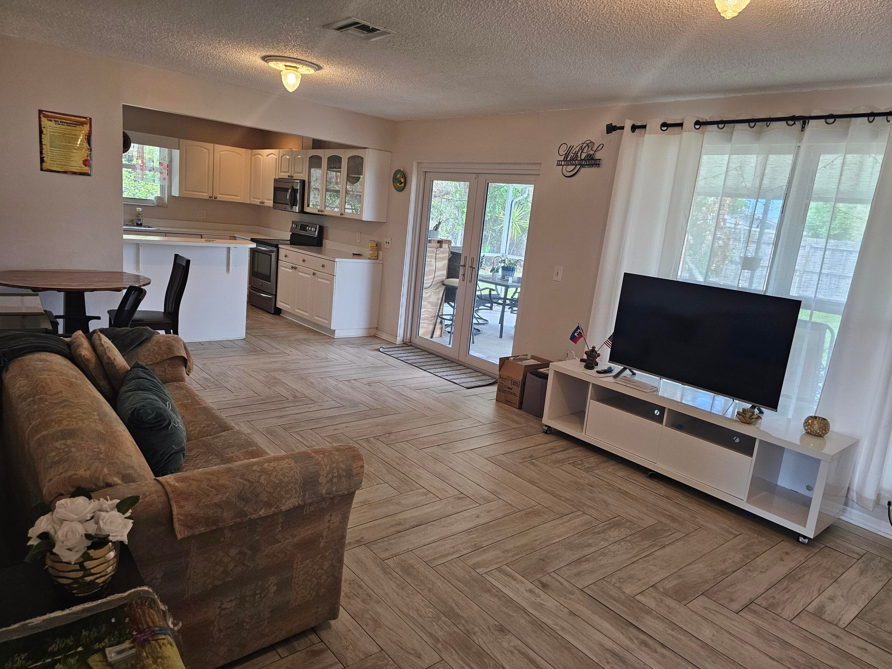 421 SE Skipper Lane, Port St. Lucie, FL 34983 — photo 2 of 12