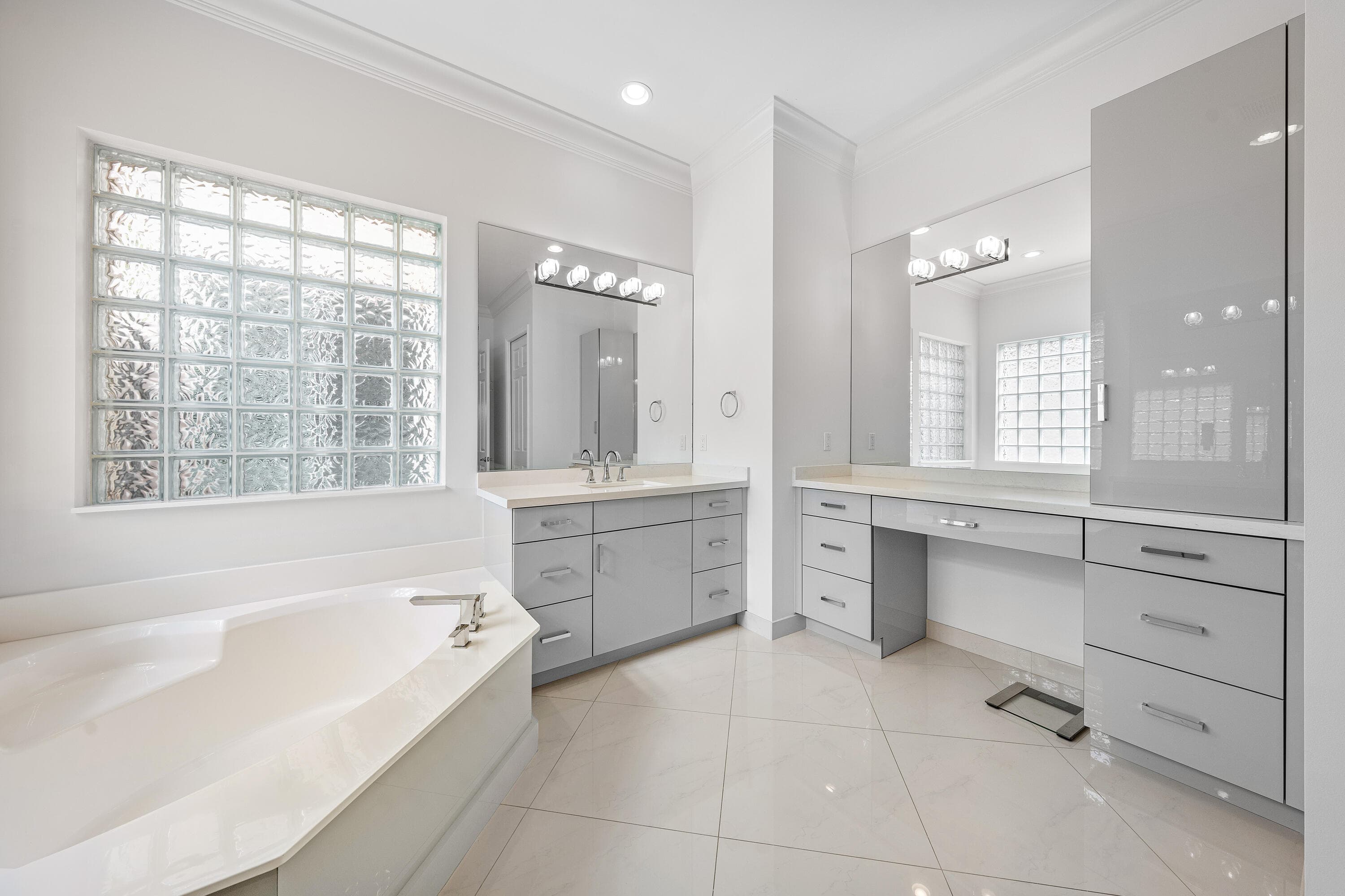 8196 Mount Thor Lane, Boynton Beach, FL 33473 — photo 15 of 70