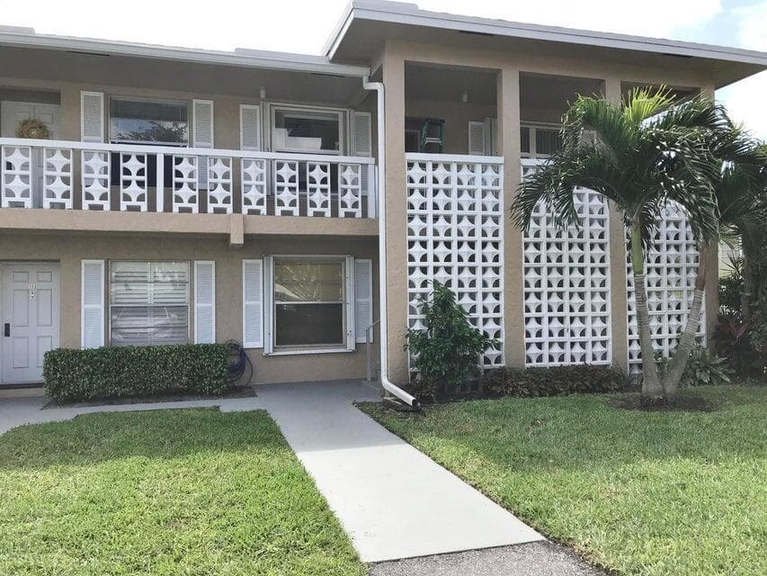 2480 Juniper Drive 204, Delray Beach, FL 33445 — photo 19 of 28