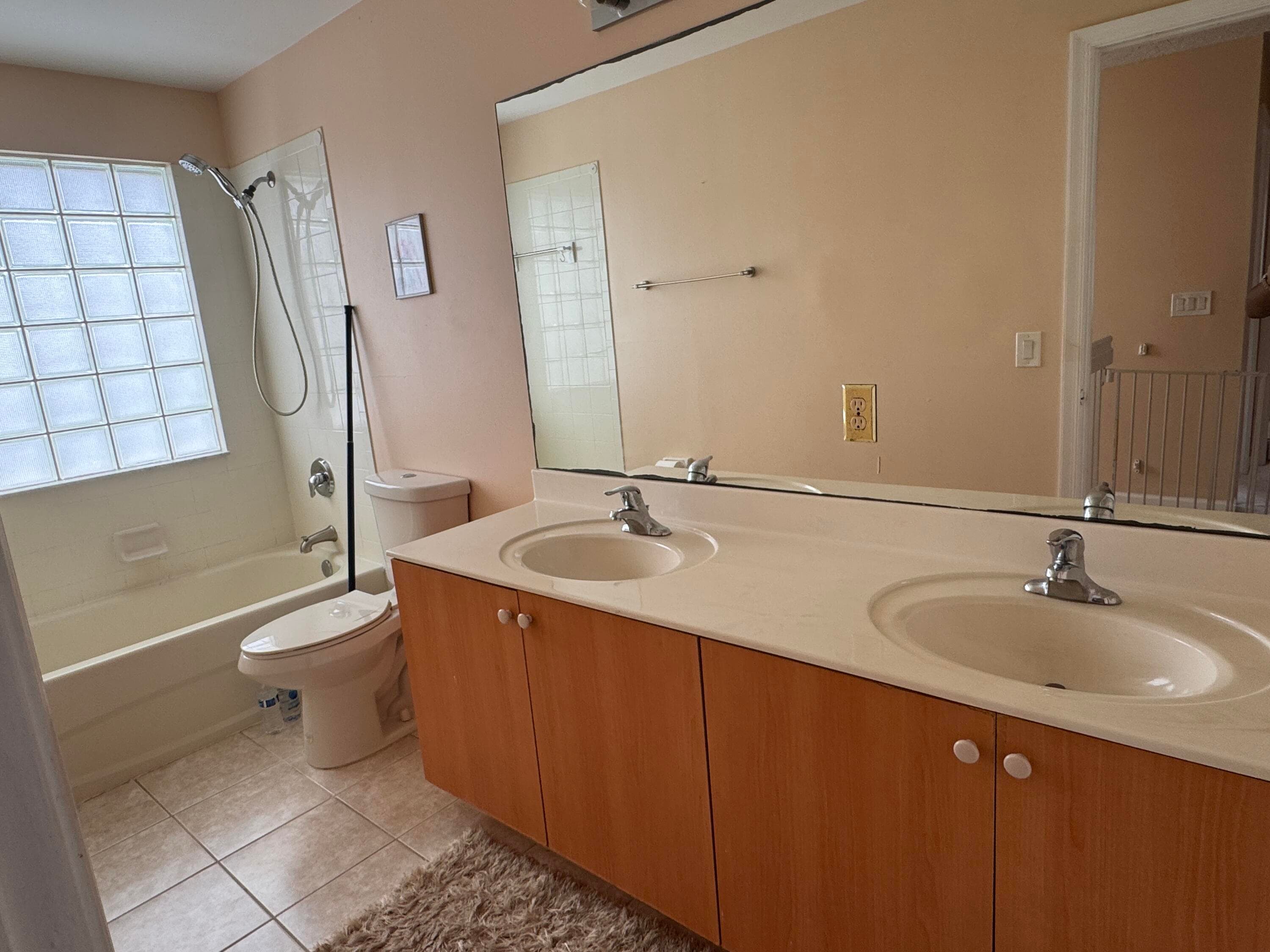 6457 Adriatic Way, Lake Belvedere Estates, FL 33413 — photo 15 of 27