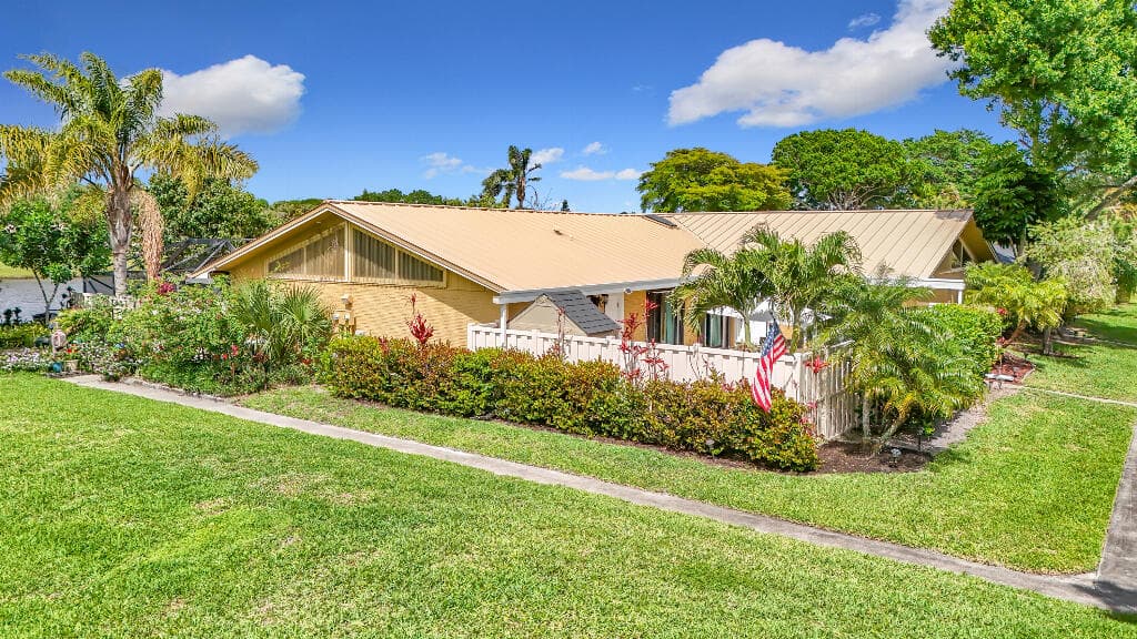 5713 Golden Eagle Circle, Palm Beach Gardens, FL 33418 — photo 4 of 30