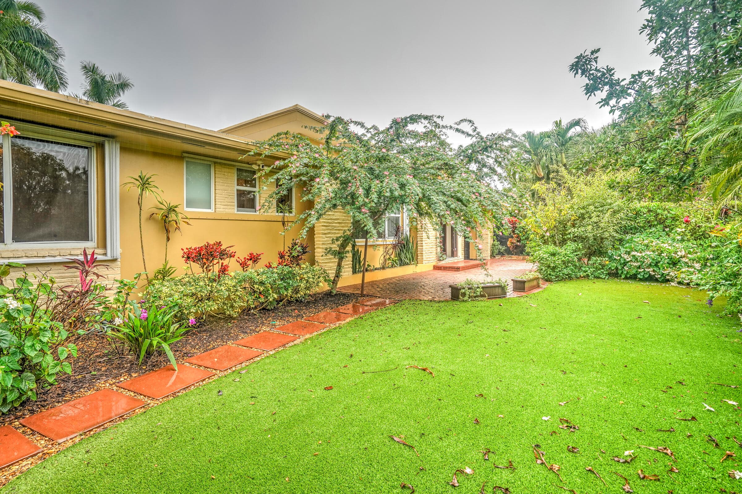 216 32nd Street, West Palm Beach, FL 33407 — photo 25 of 40