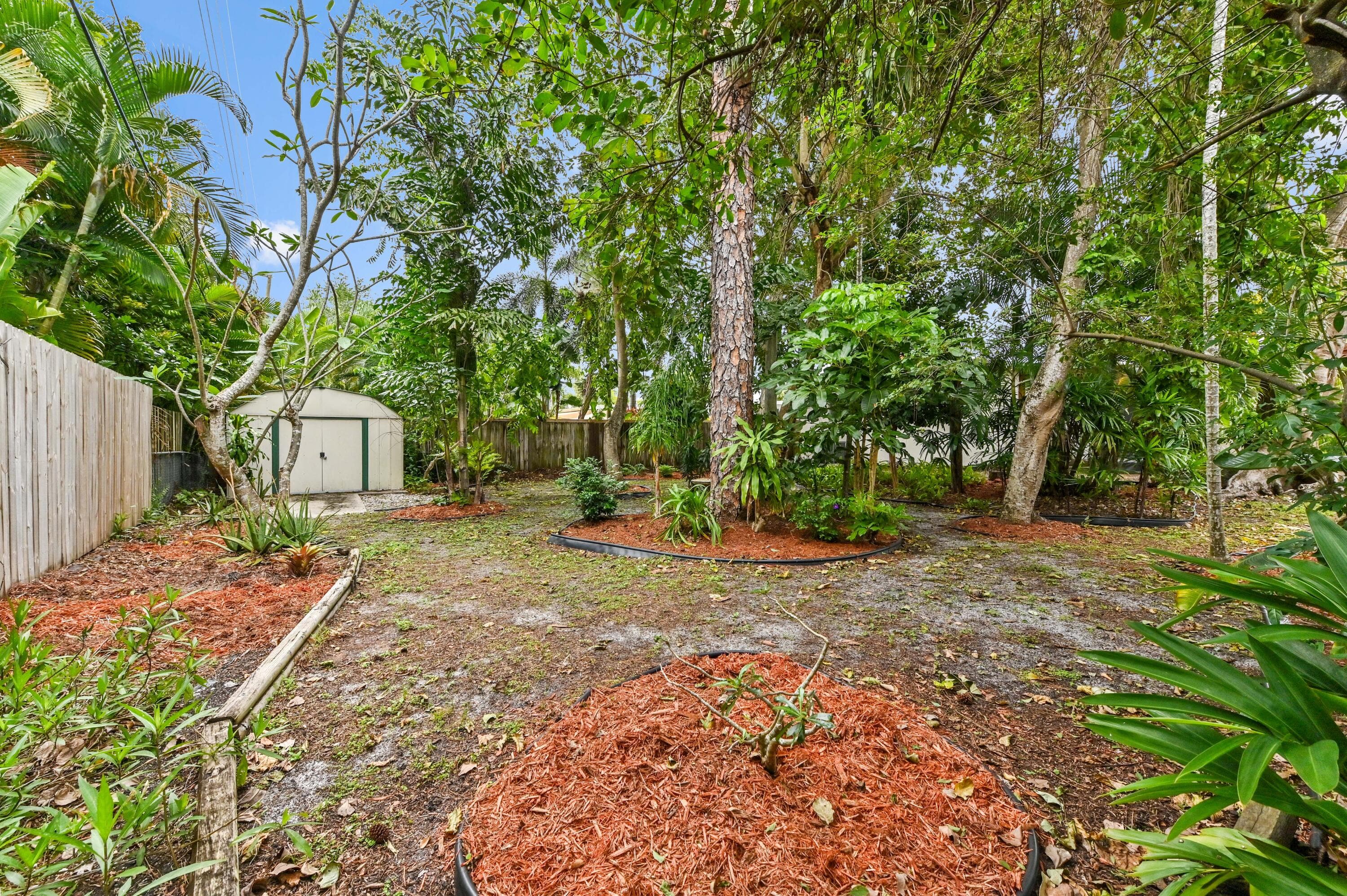 1727 NE 37th Street, Oakland Park, FL 33334 — photo 3 of 34