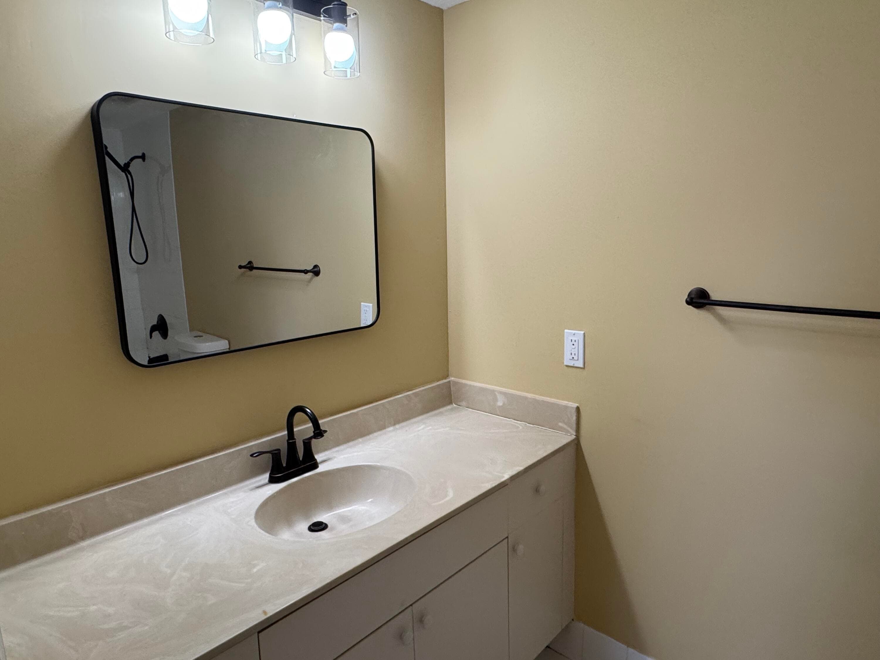 1133 Golden Lakes Boulevard 812, West Palm Beach, FL 33411 — photo 8 of 13