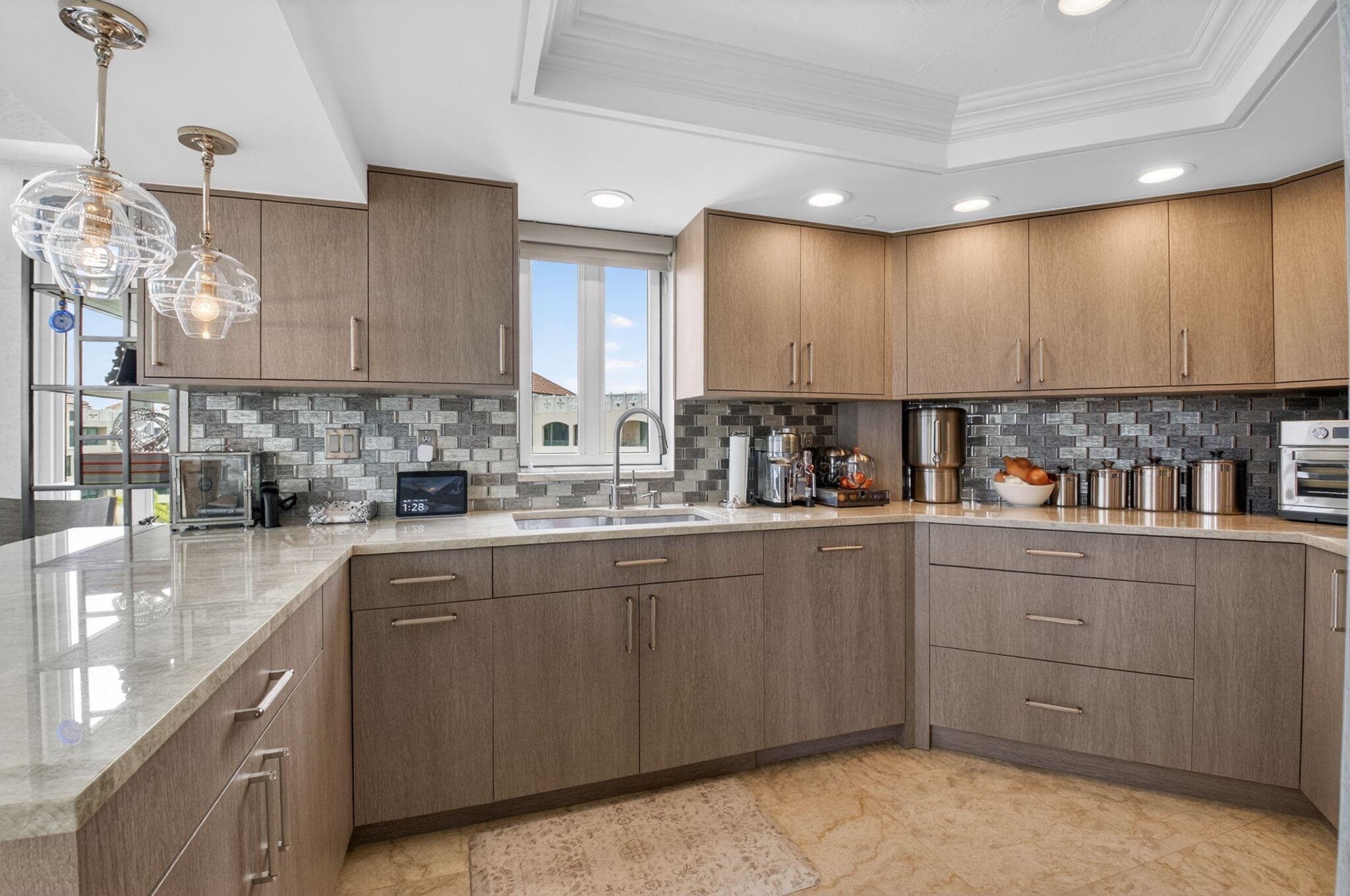 100 SE 5th Avenue Ph 7, Boca Raton, FL 33432 — photo 11 of 66