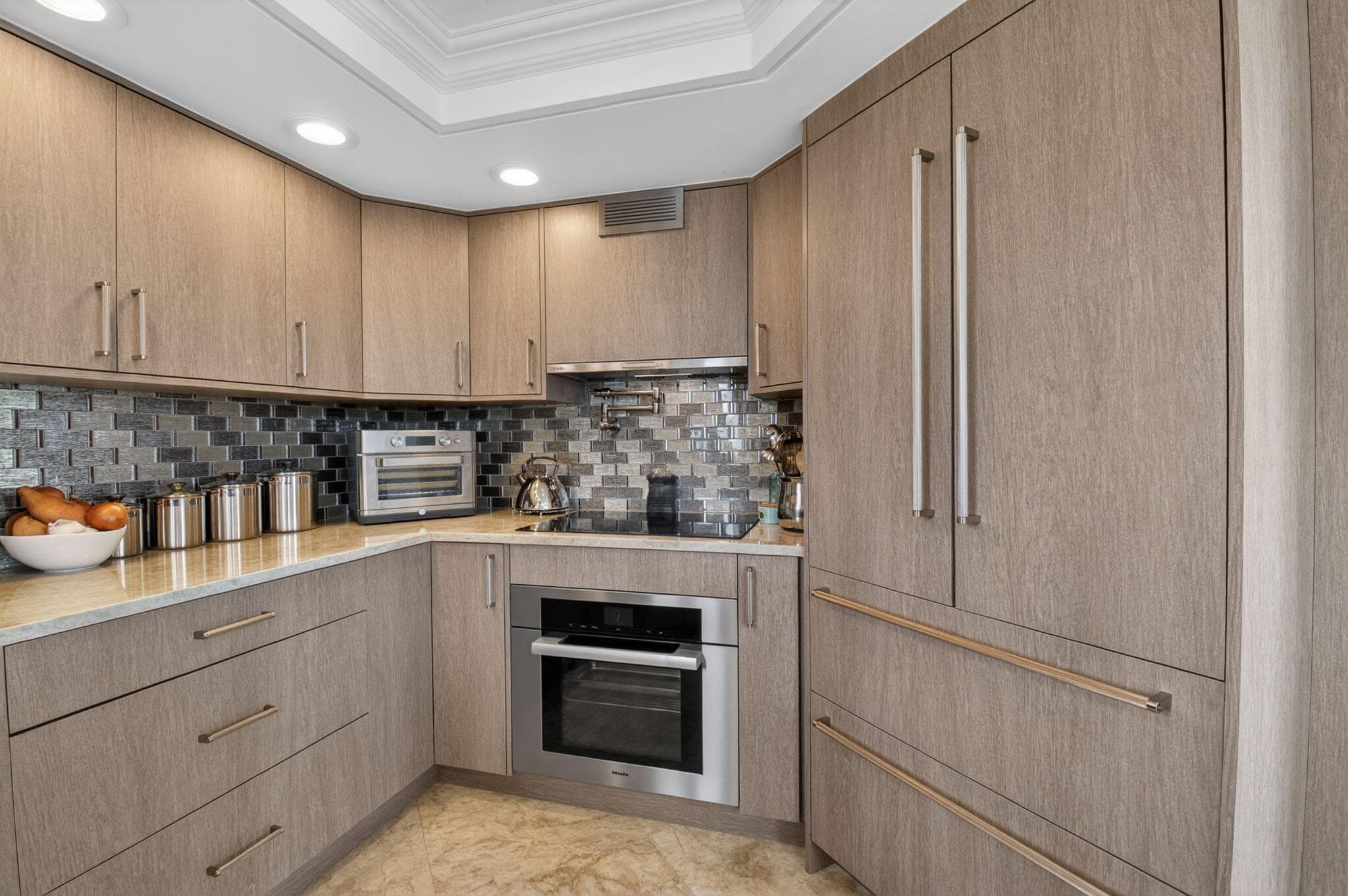 100 SE 5th Avenue Ph 7, Boca Raton, FL 33432 — photo 13 of 66