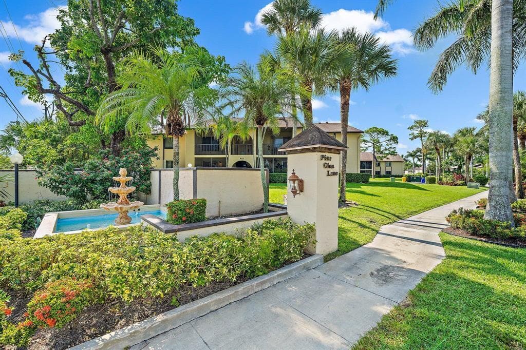 409 Pine Glen Lane A-1, Greenacres, FL 33463 — photo