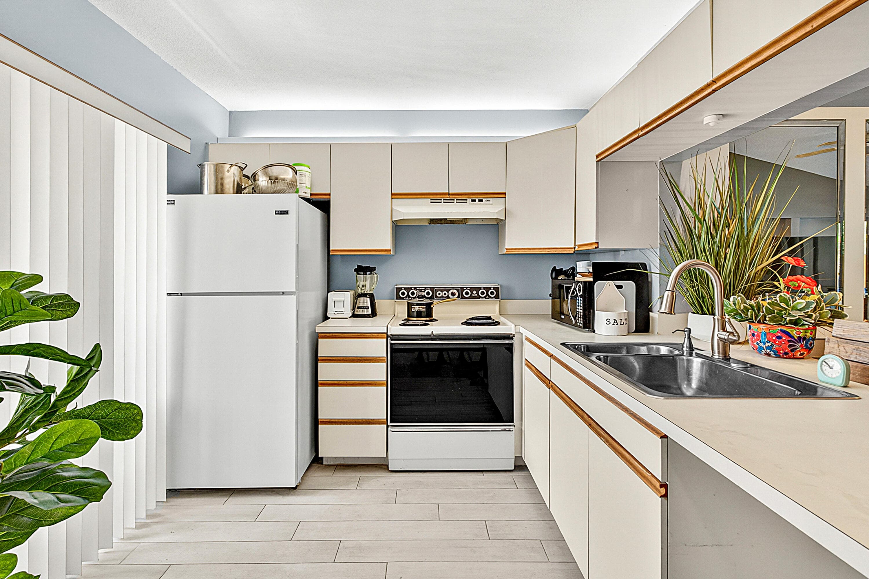 1405 S Federal Highway 104, Delray Beach, FL 33483 — photo 3 of 27
