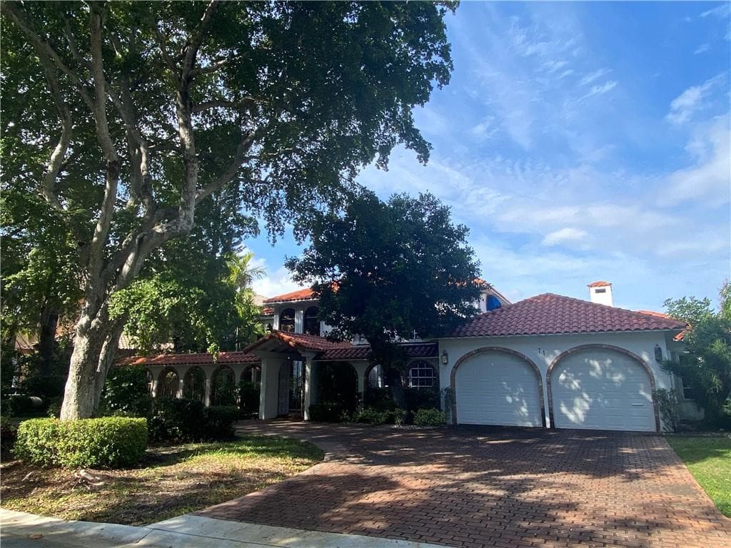 71 Bay Colony Drive, Fort Lauderdale, FL 33308 — photo 4 of 34