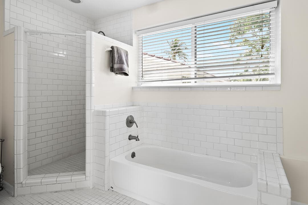 260 E Lakewood Road, West Palm Beach, FL 33405 — photo 47 of 48