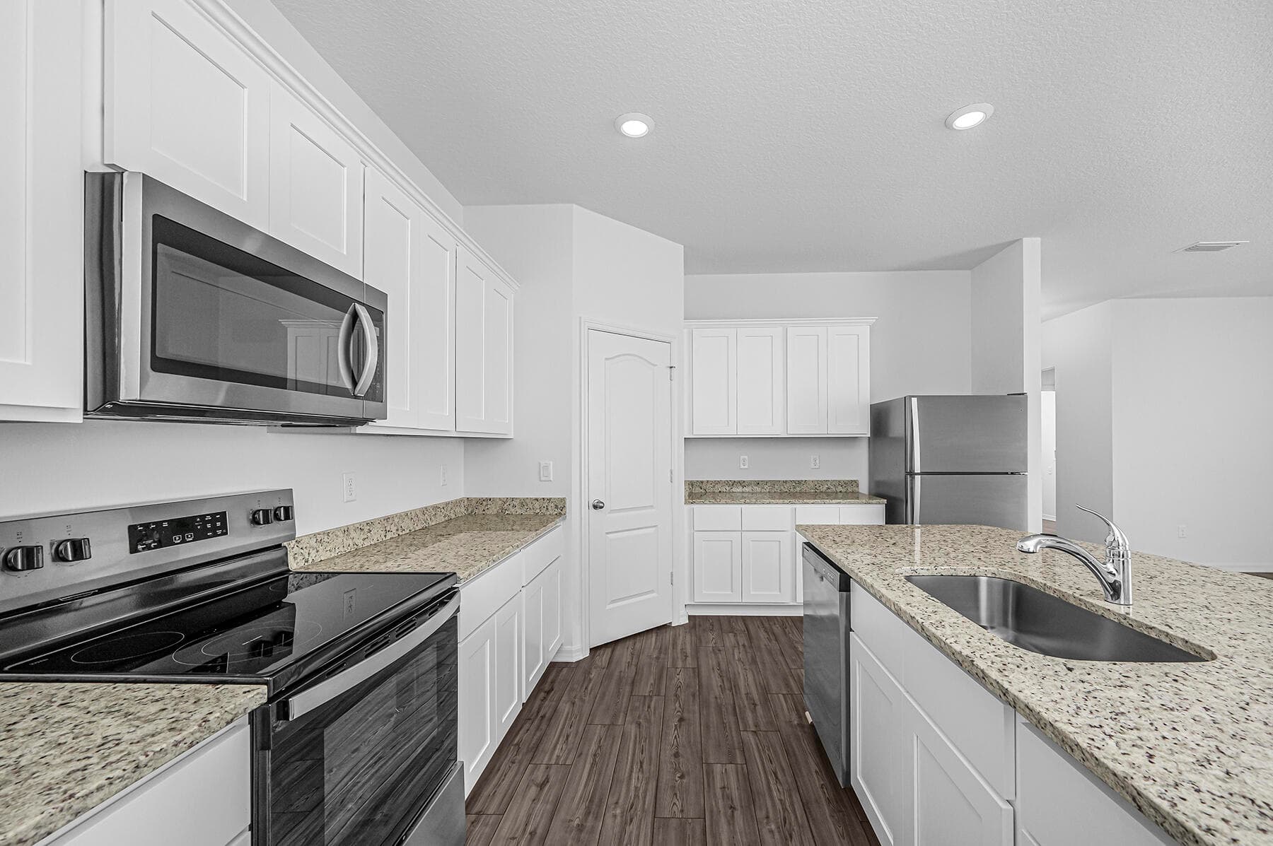 8585 101st Avenue, Vero Beach, FL 32967 — photo 8 of 18