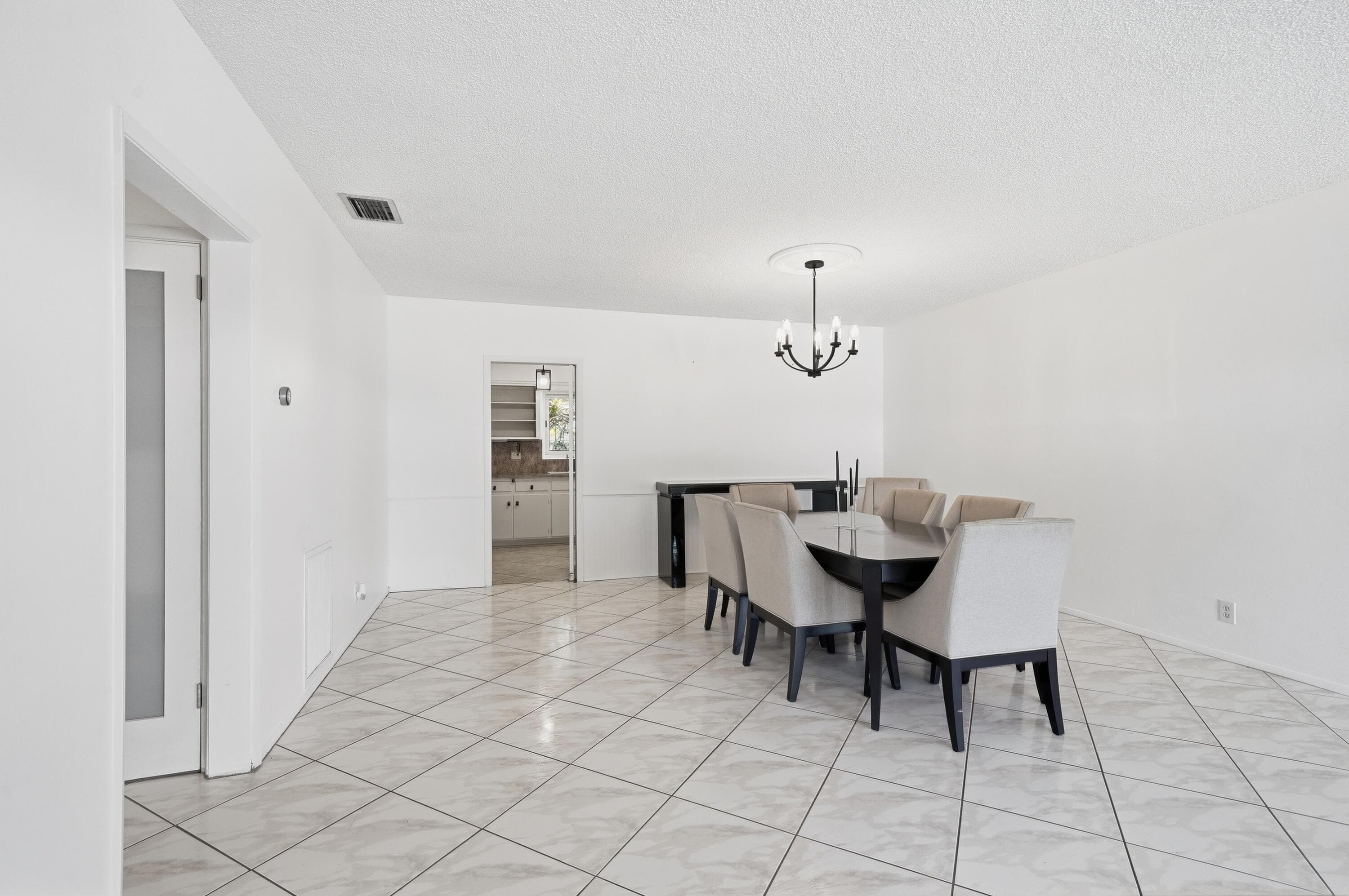 1431 S Ocean Boulevard Unit 28, Lauderdale-By-The-Sea, FL 33062 — photo 11 of 63