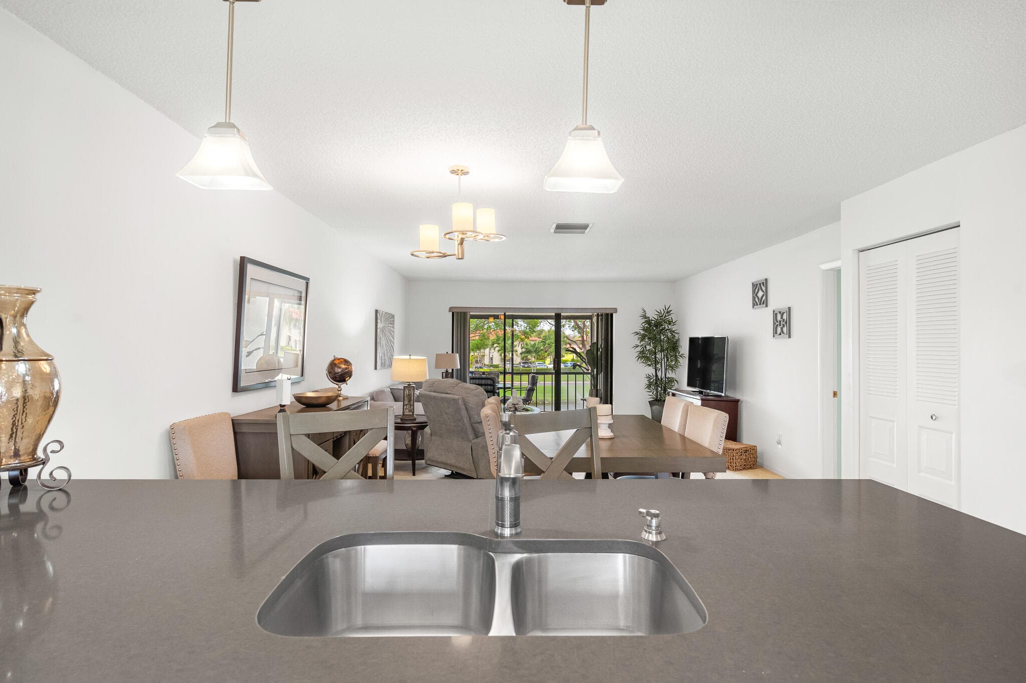 21218 Lago Circle F, Boca Raton, FL 33433 — photo 12 of 40