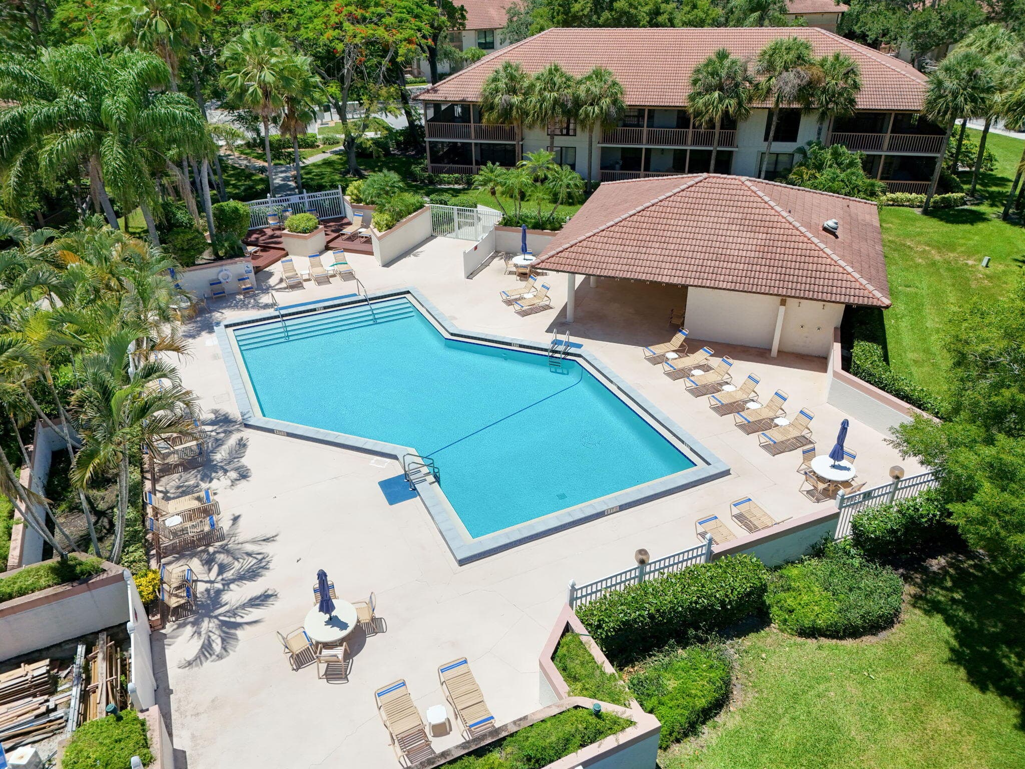 112 Brackenwood Road, Palm Beach Gardens, FL 33418 — photo 30 of 32
