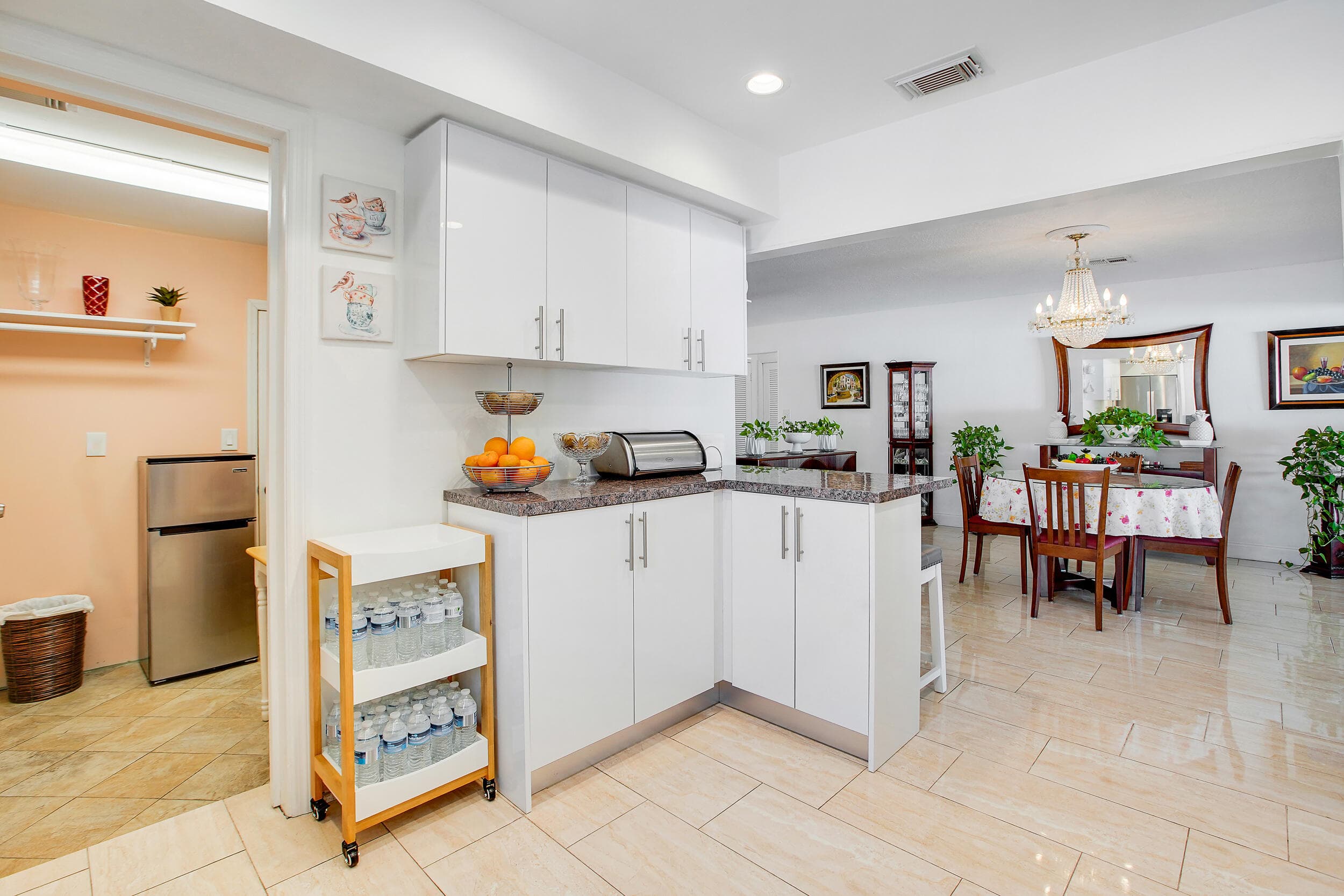 104 N 31st Court, Hollywood, FL 33021 — photo 11 of 35