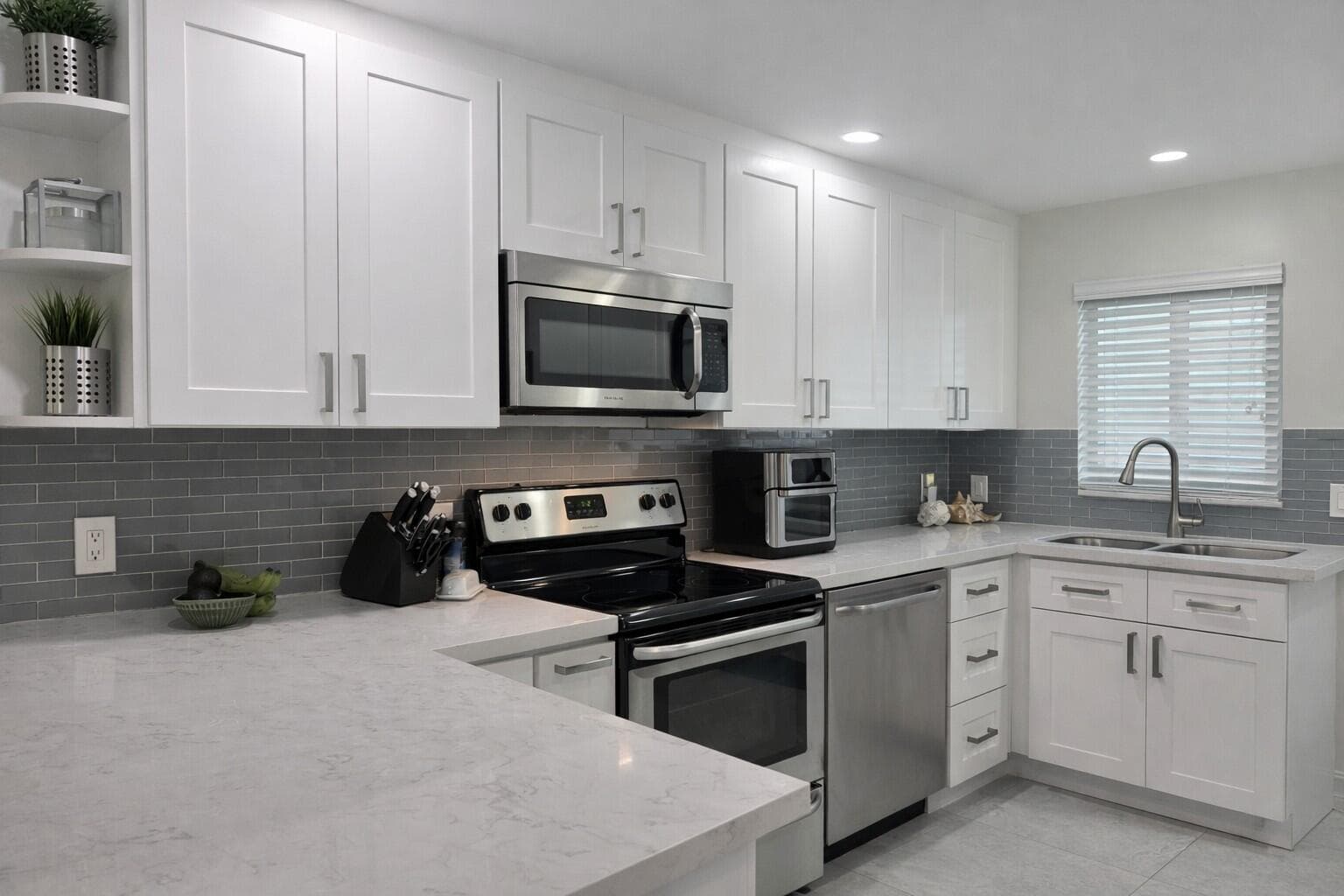 3910 NE 26th Avenue, Lighthouse Point, FL 33064 — photo 23 of 33