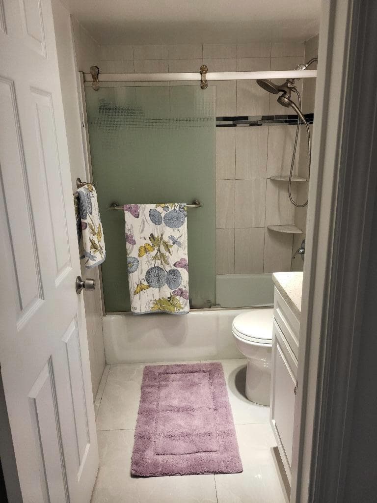 550 Bayshore Drive 104, Fort Lauderdale, FL 33304 — photo 33 of 39